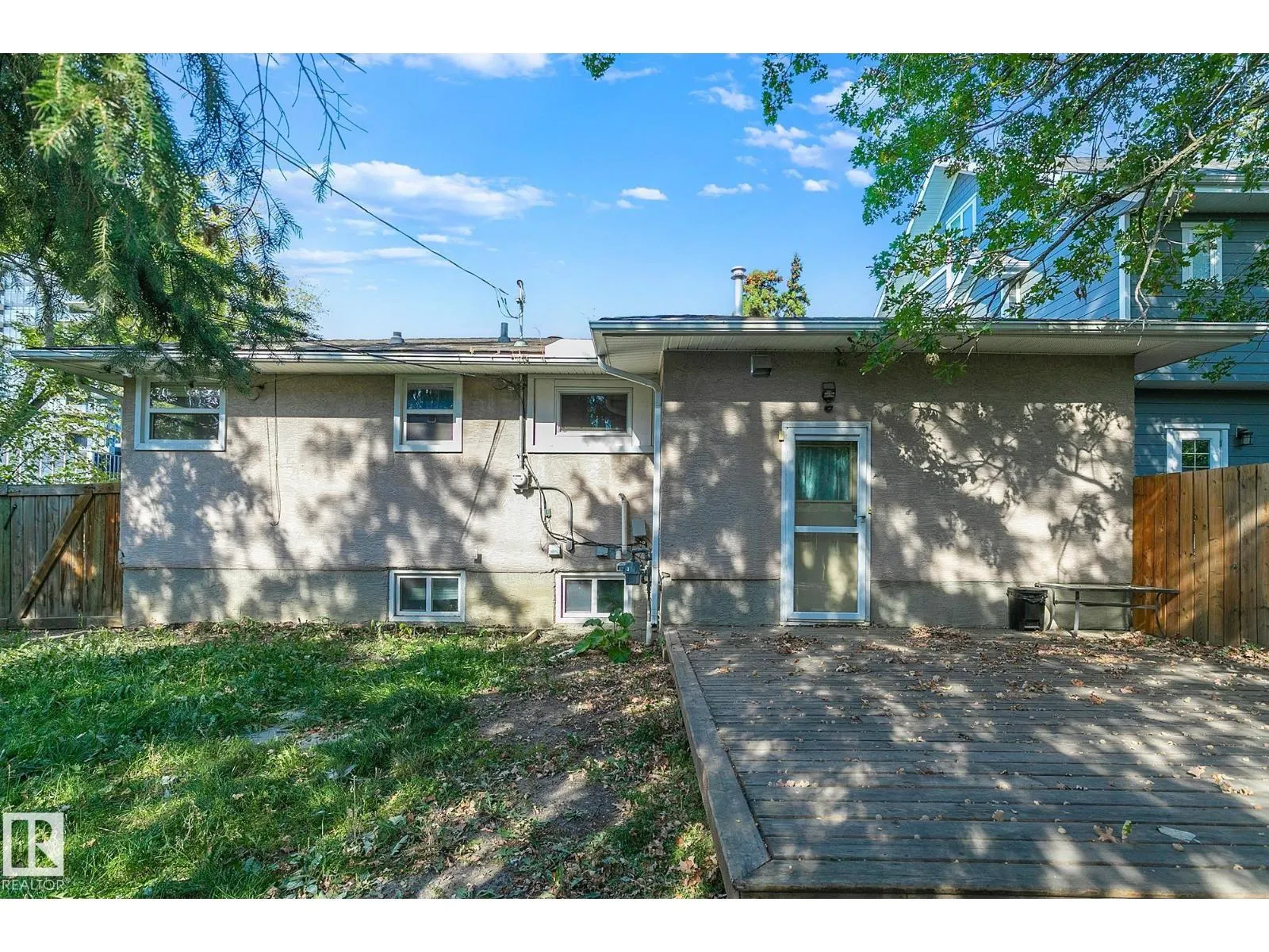 13915 102 AV NW
