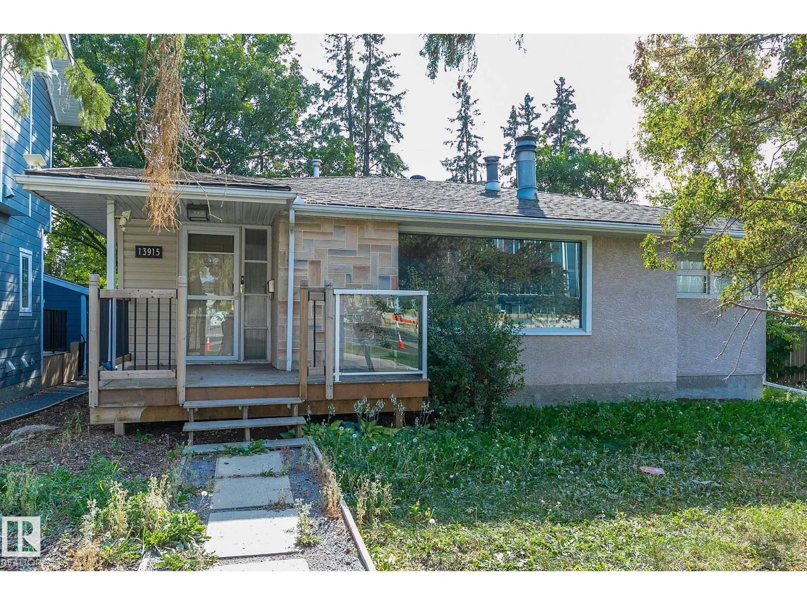 13915 102 AV NW