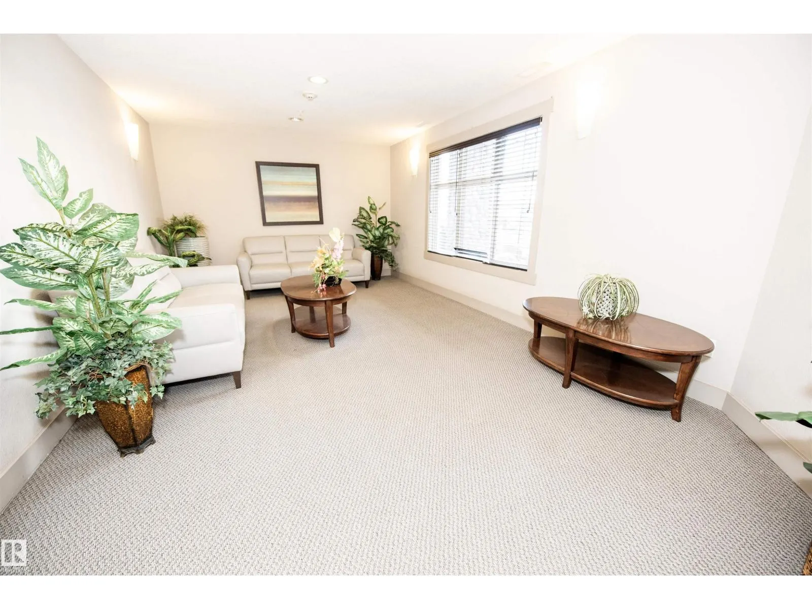 #209 16035 132 ST NW