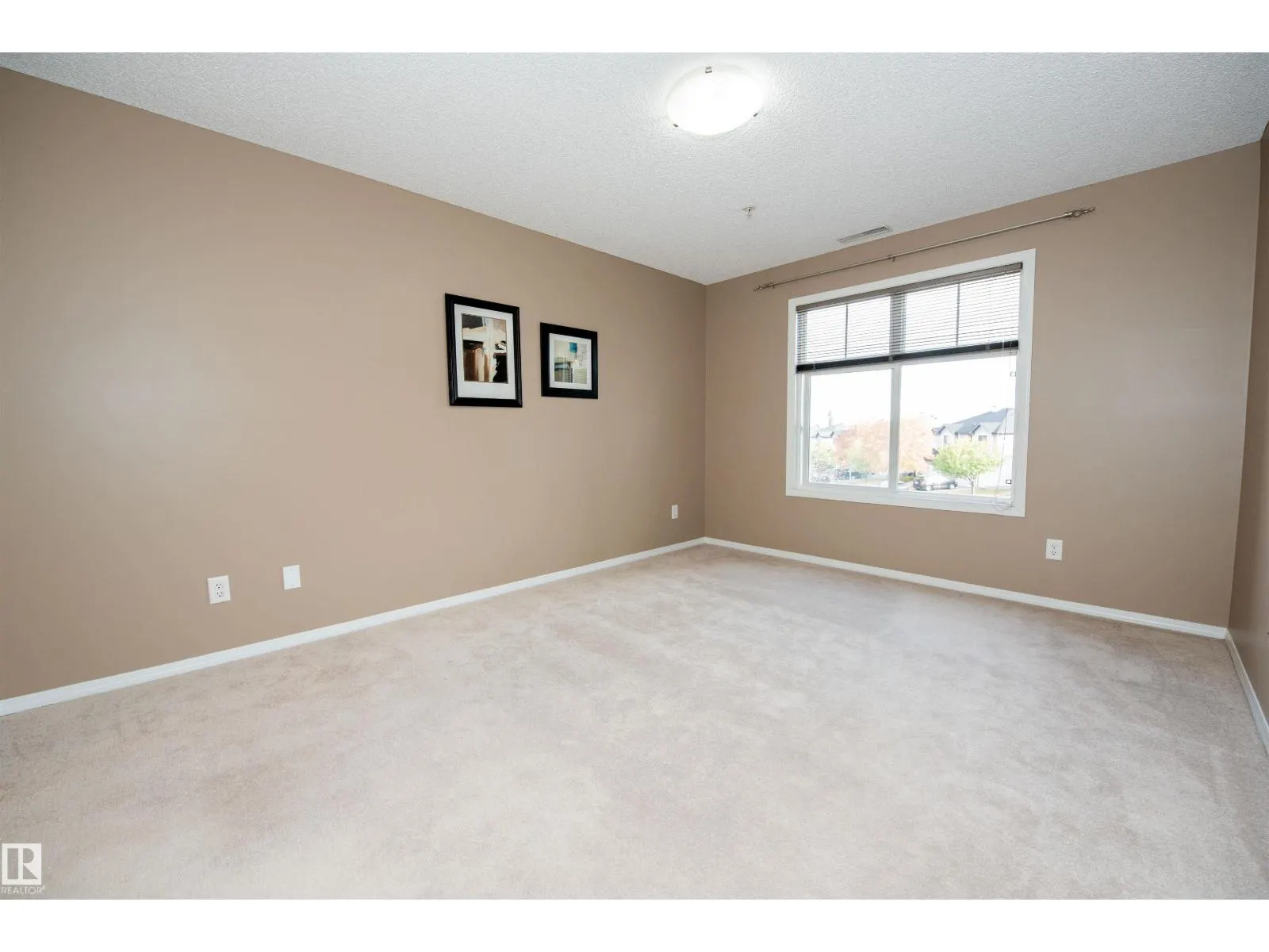 #209 16035 132 ST NW