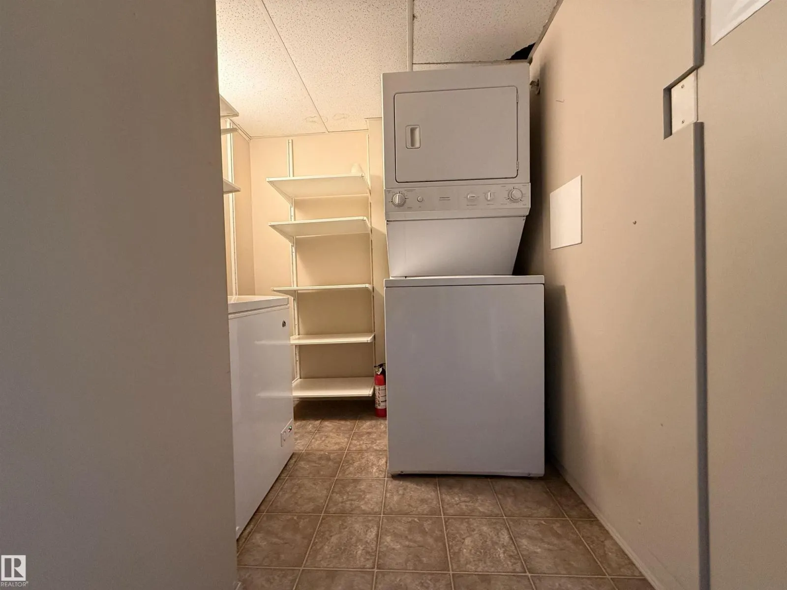 #209 16035 132 ST NW
