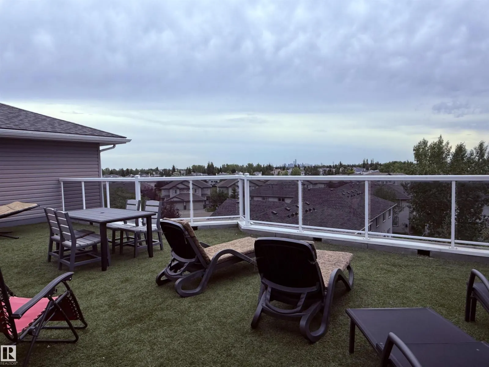 #209 16035 132 ST NW