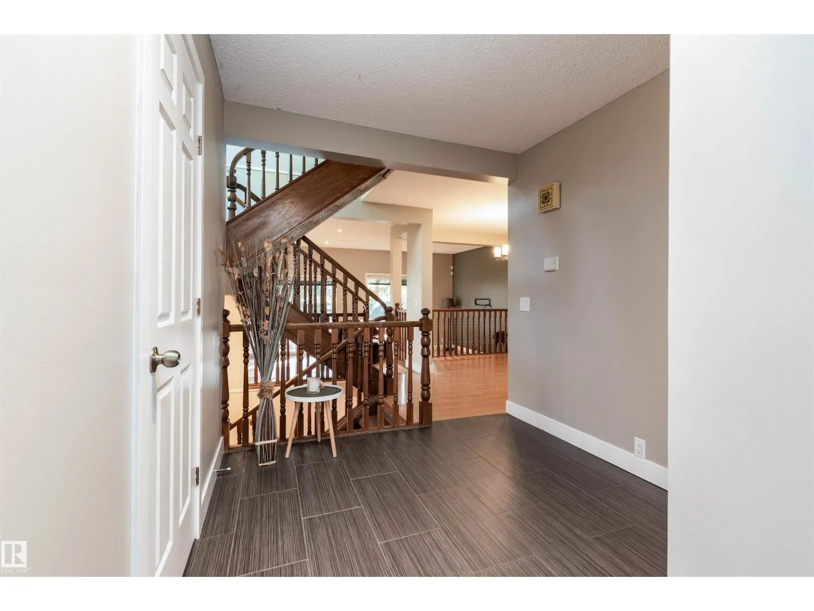 614 WOODBRIDGE WY