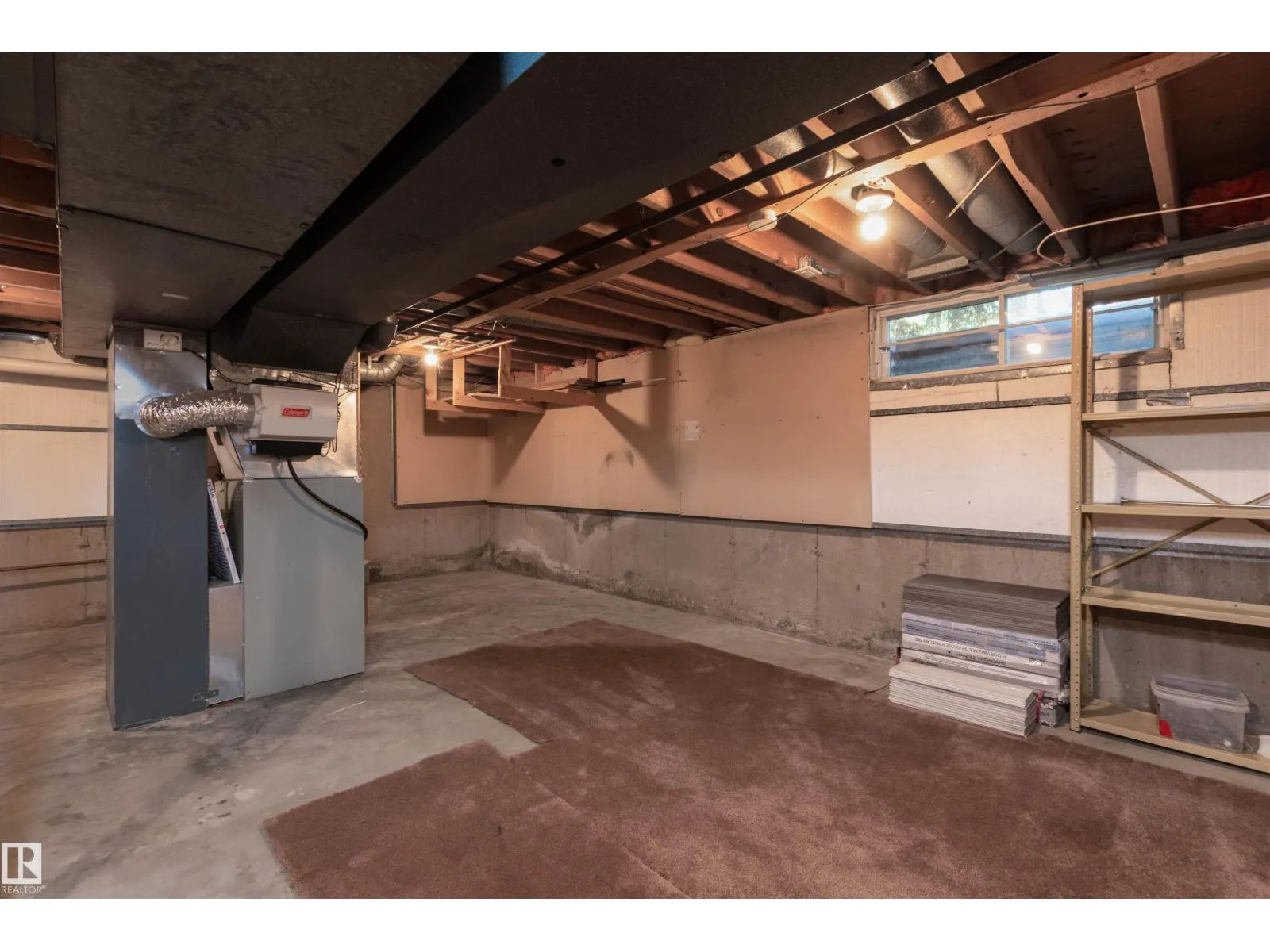 614 WOODBRIDGE WY