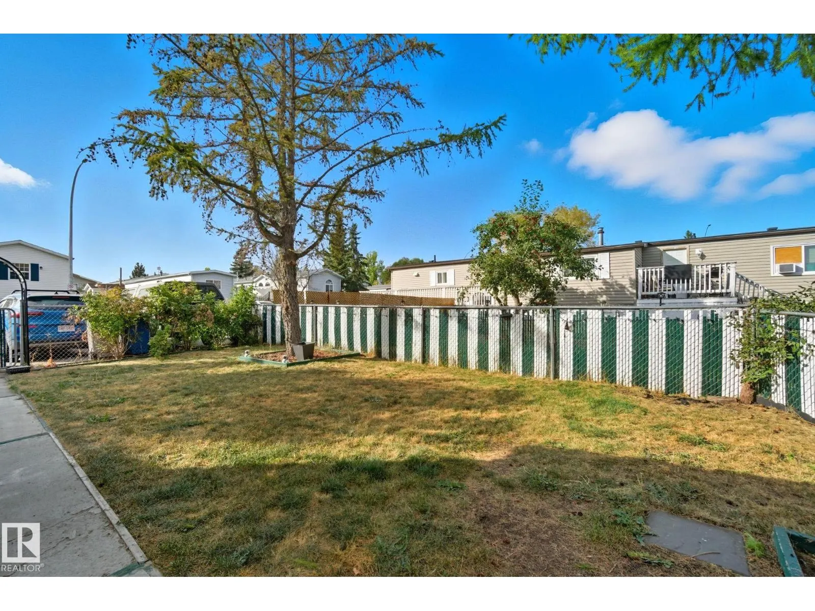#117 53222 RANGE ROAD 272