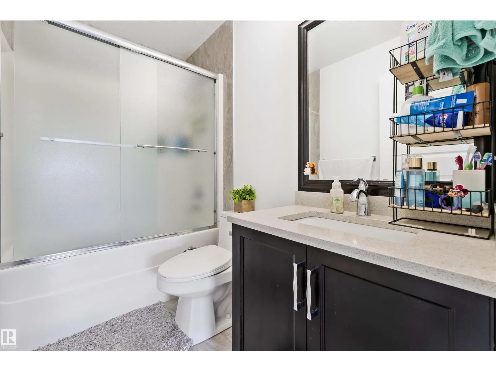 1206 27 ST NW