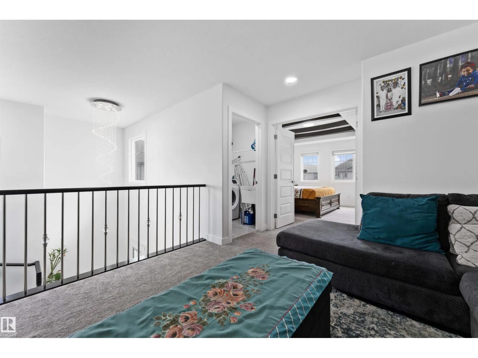 1206 27 ST NW
