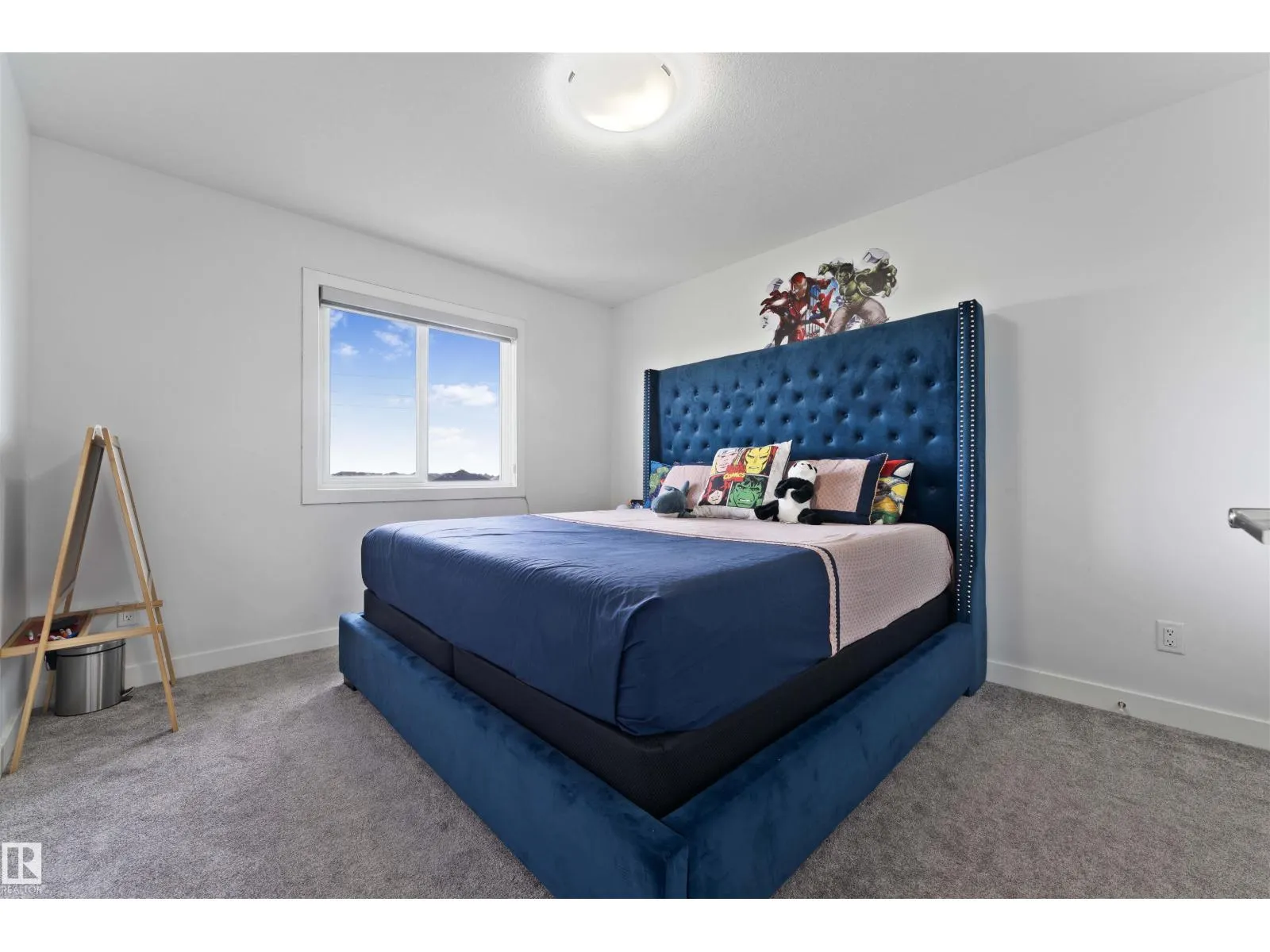 1206 27 ST NW