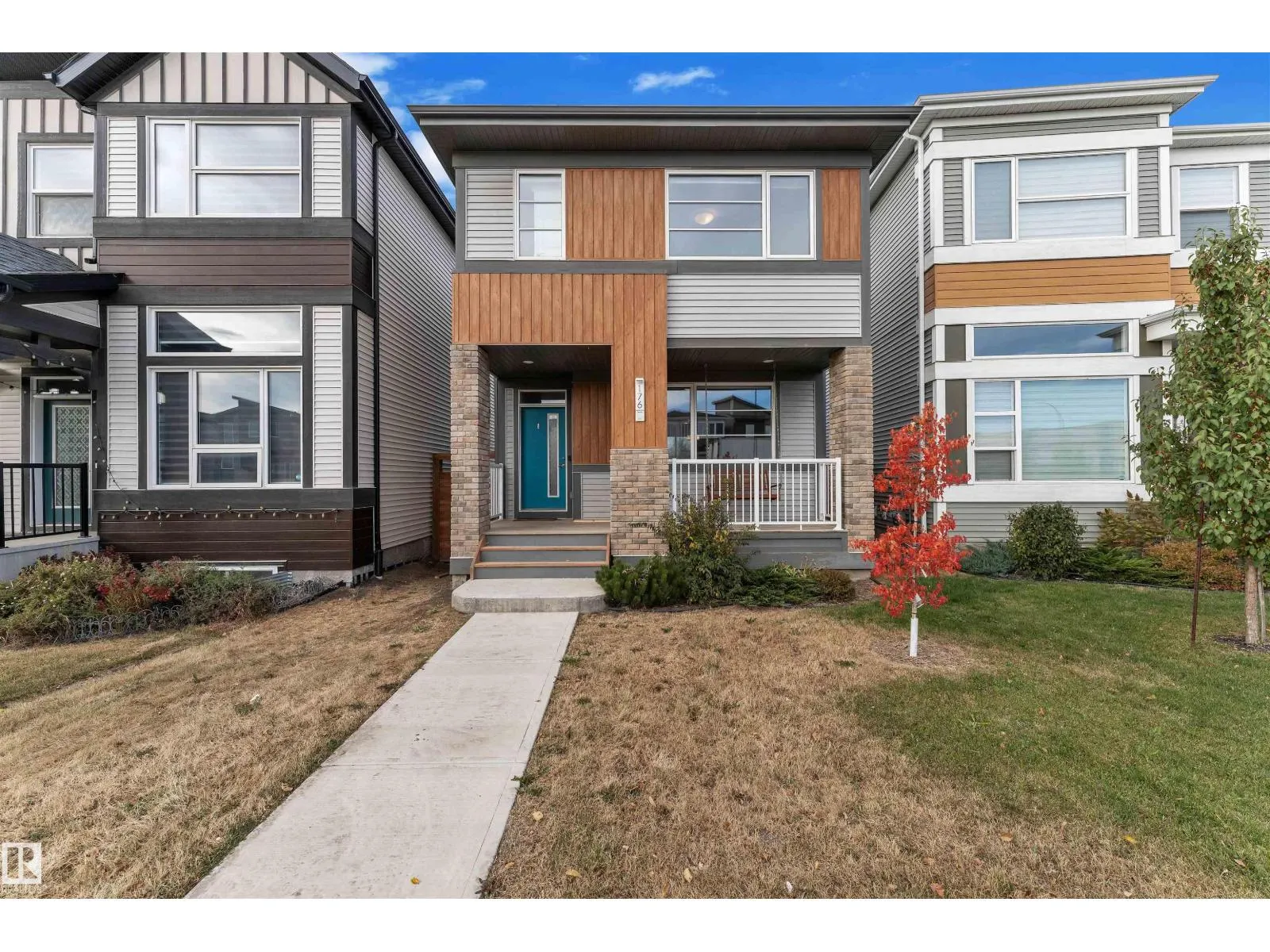 176 CHARLESWORTH DR SW
