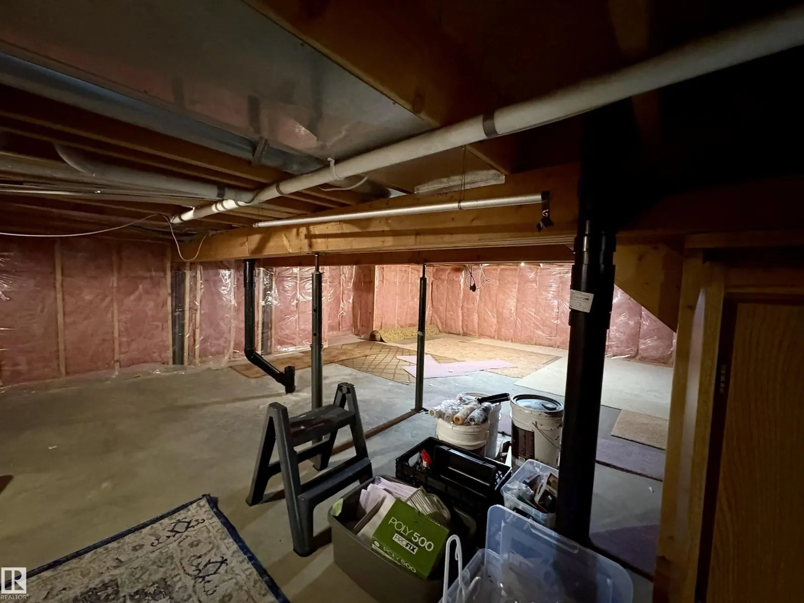 75 WOODSIDE CR