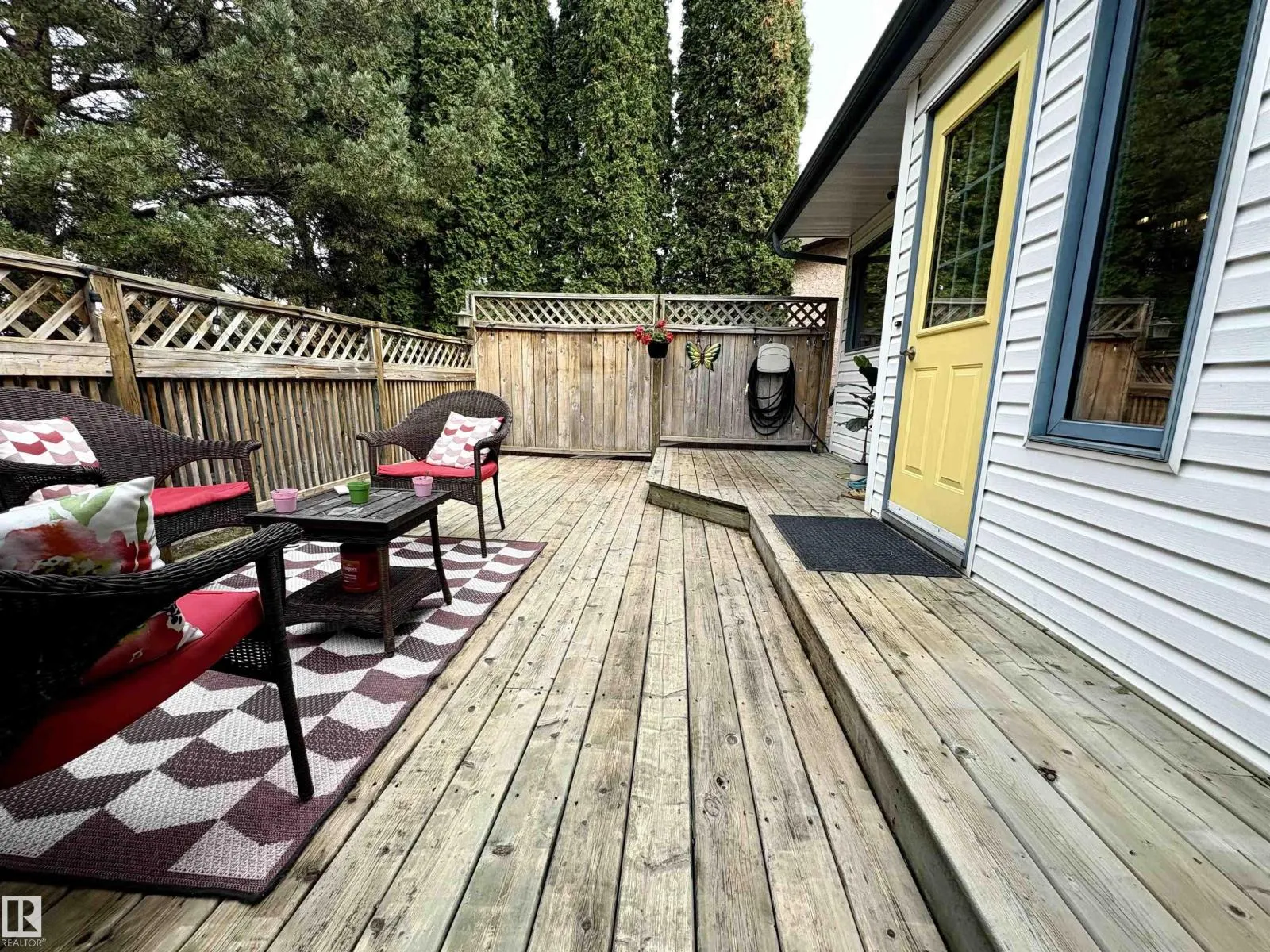 75 WOODSIDE CR