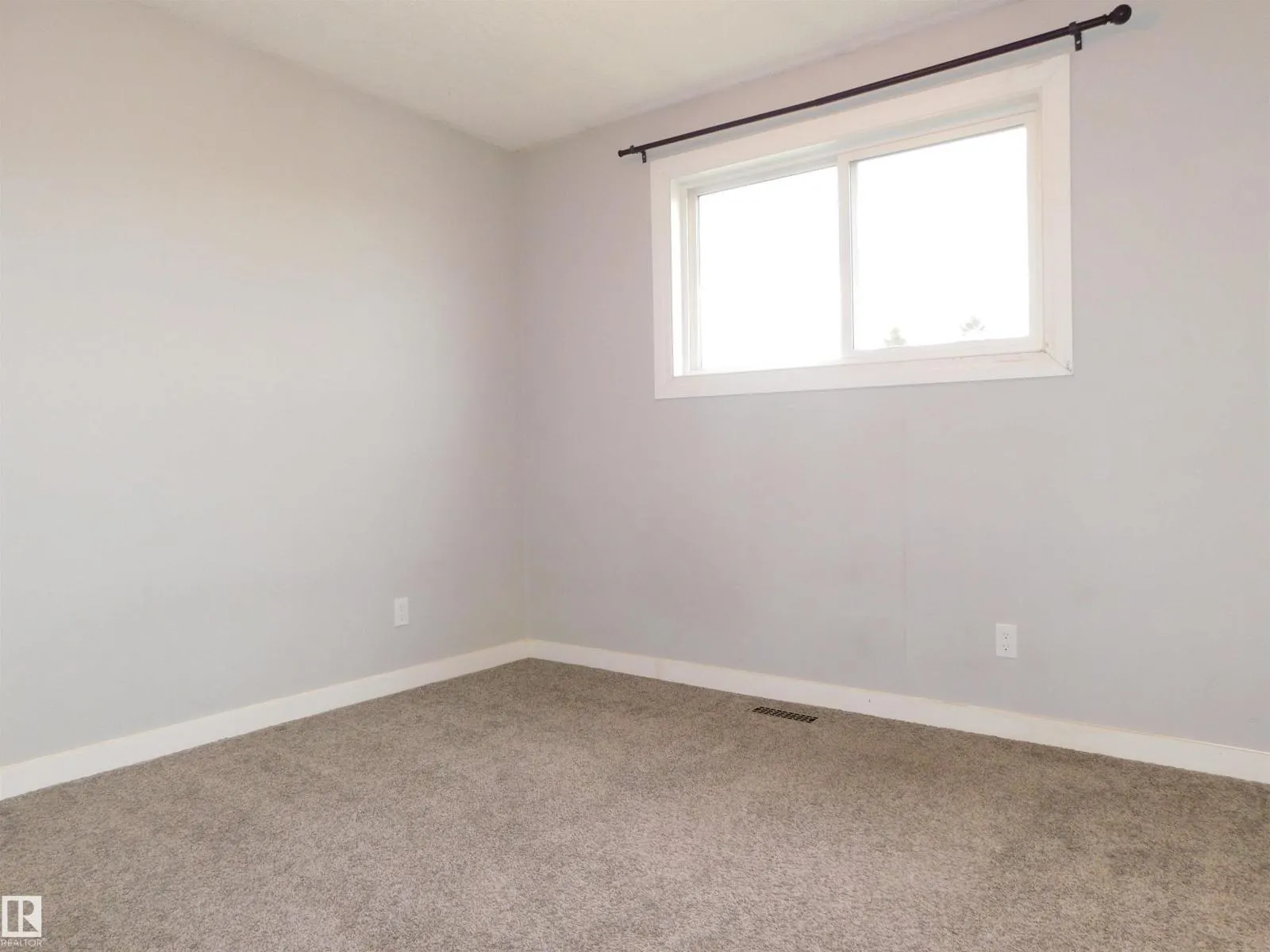 1412 LAKEWOOD RD W NW
