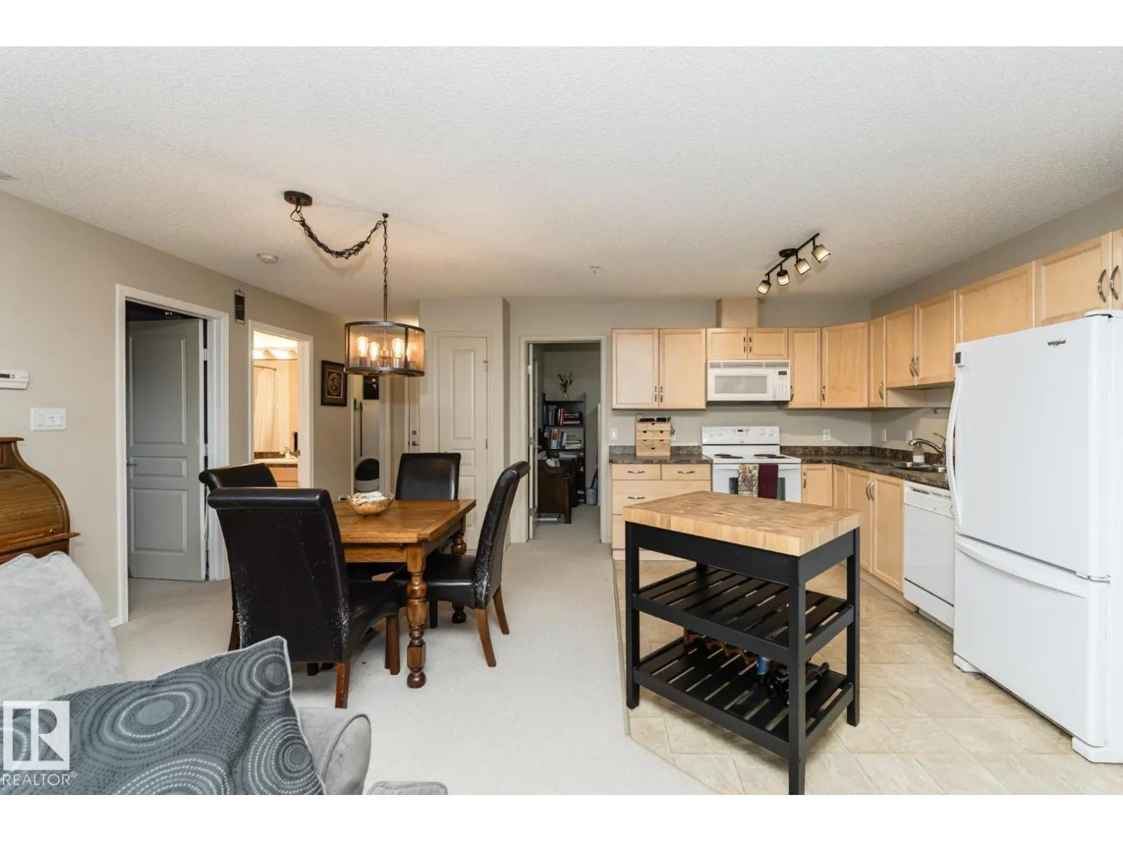 #113 16035 132 ST NW