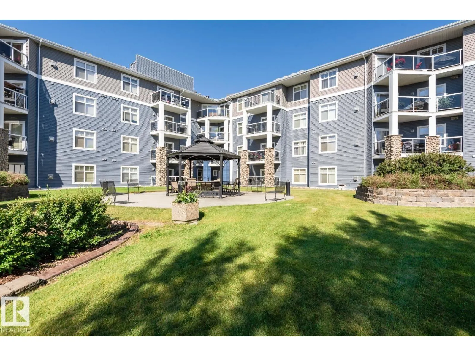 #113 16035 132 ST NW