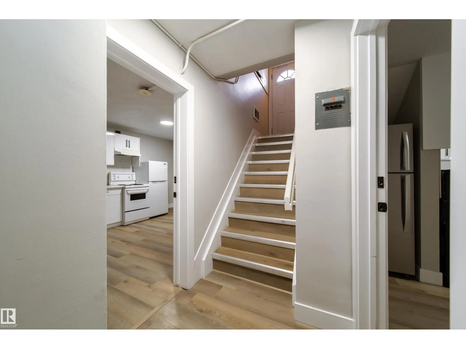 6418 132 AV NW