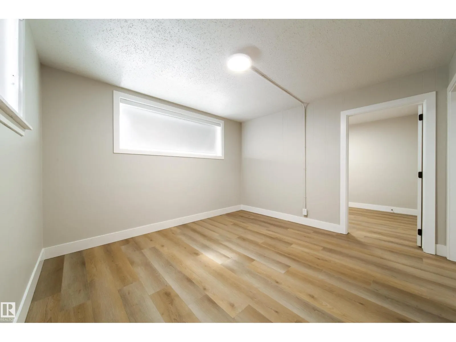 6418 132 AV NW