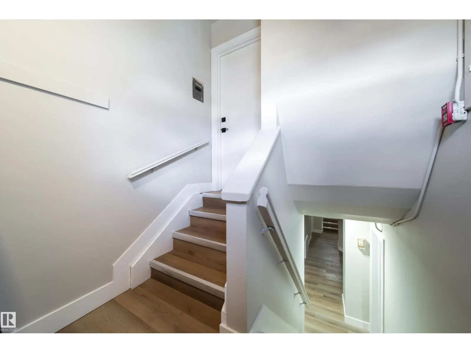 6418 132 AV NW