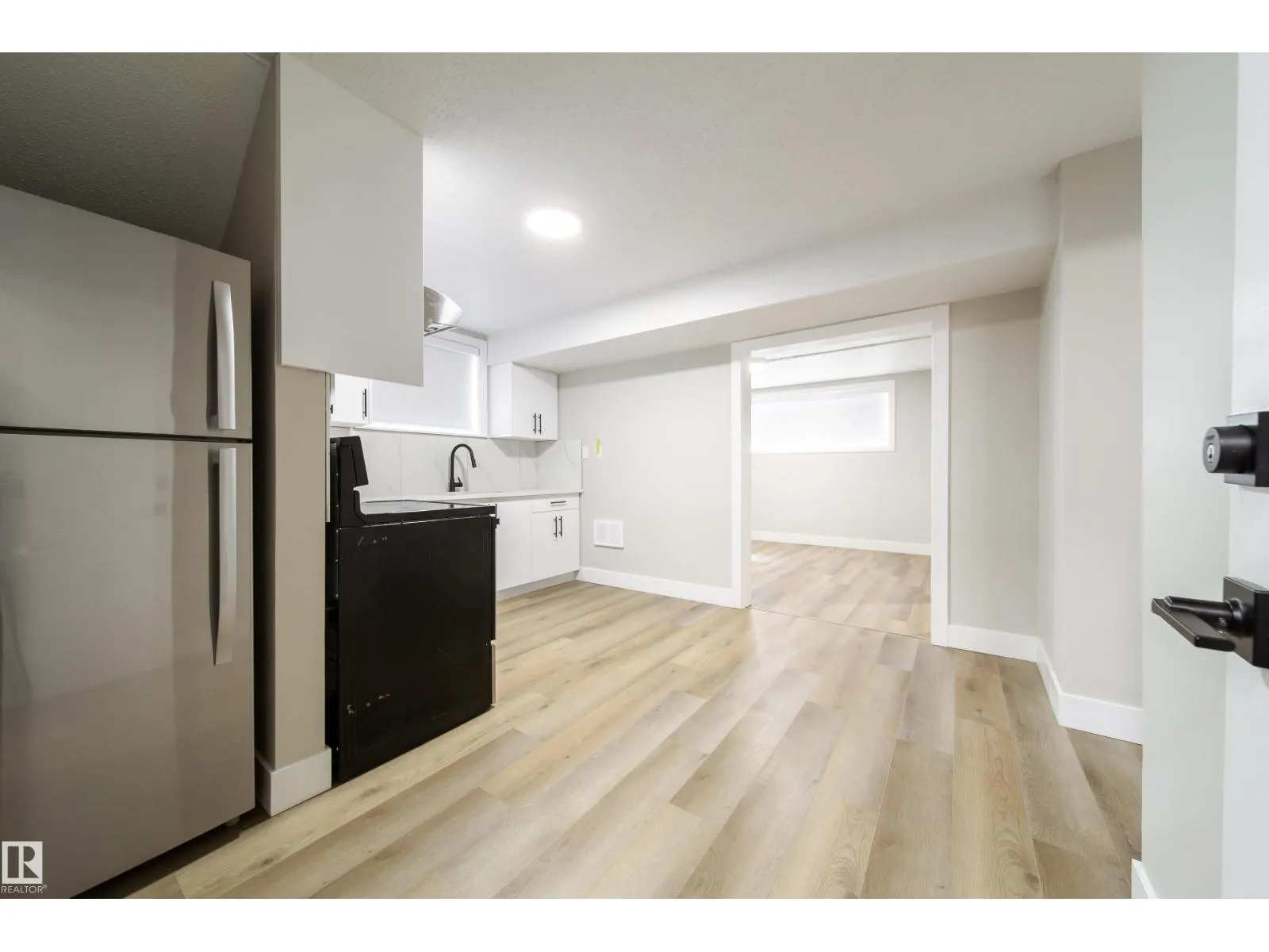 6418 132 AV NW