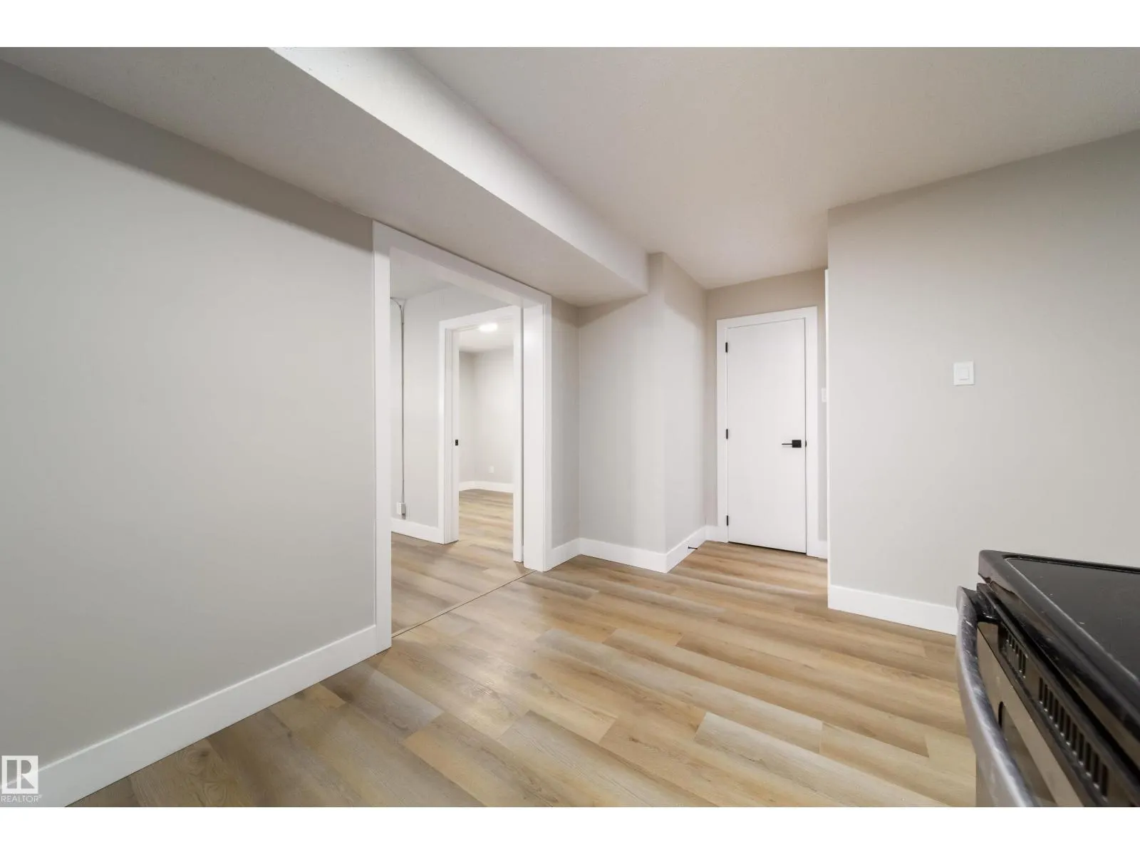 6418 132 AV NW
