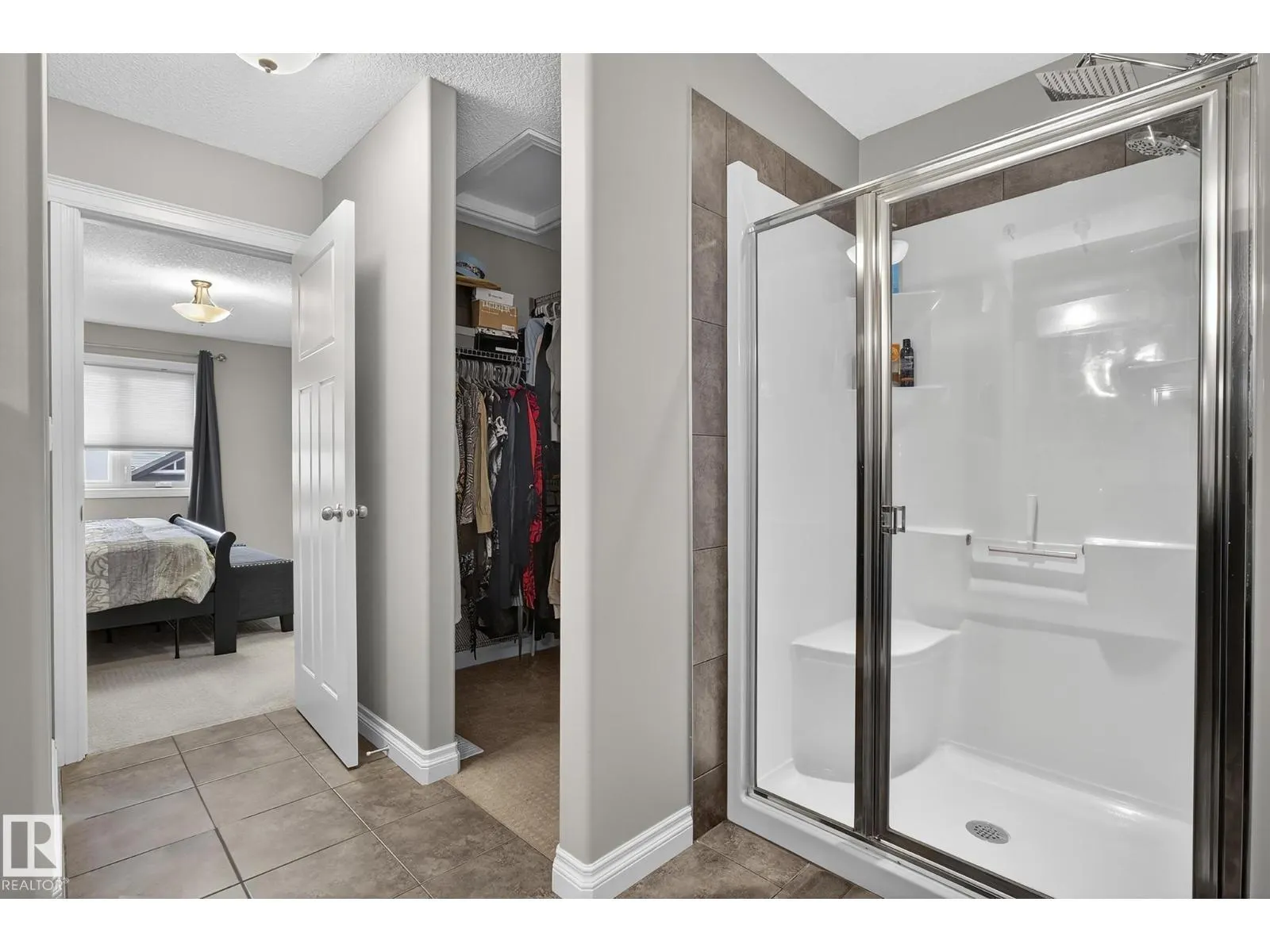 618 ADAMS WY SW