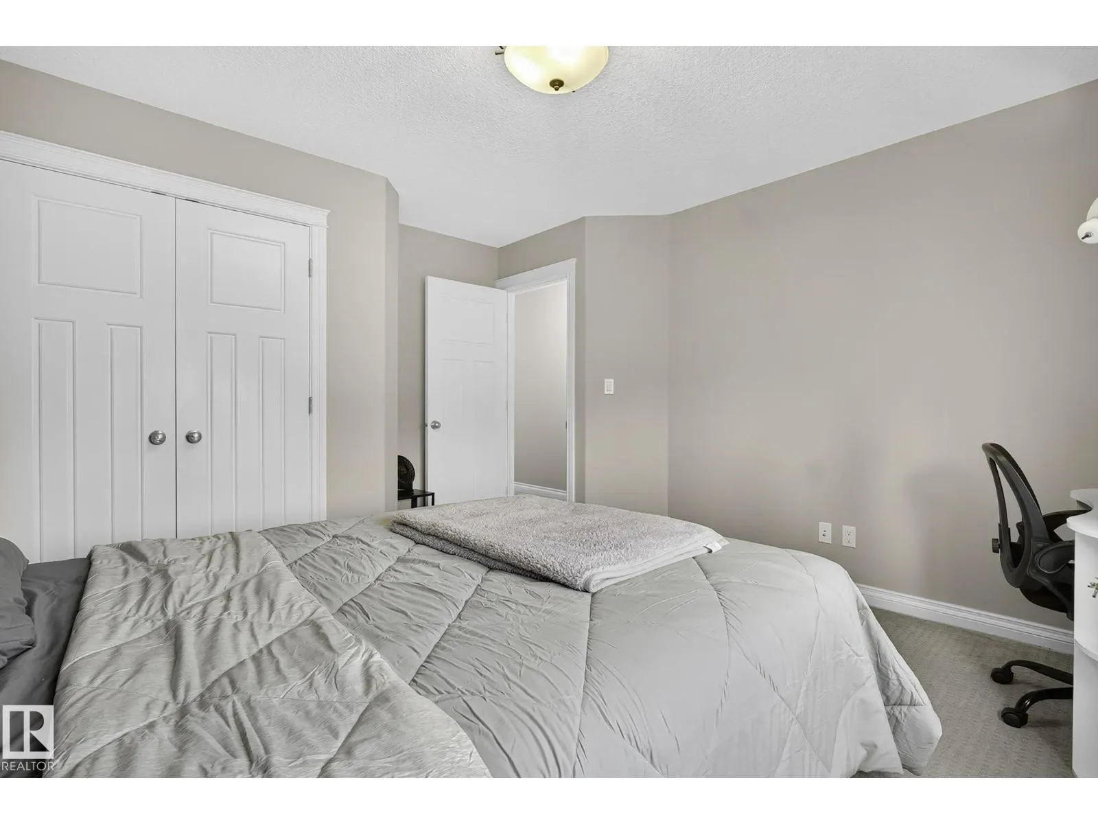 618 ADAMS WY SW