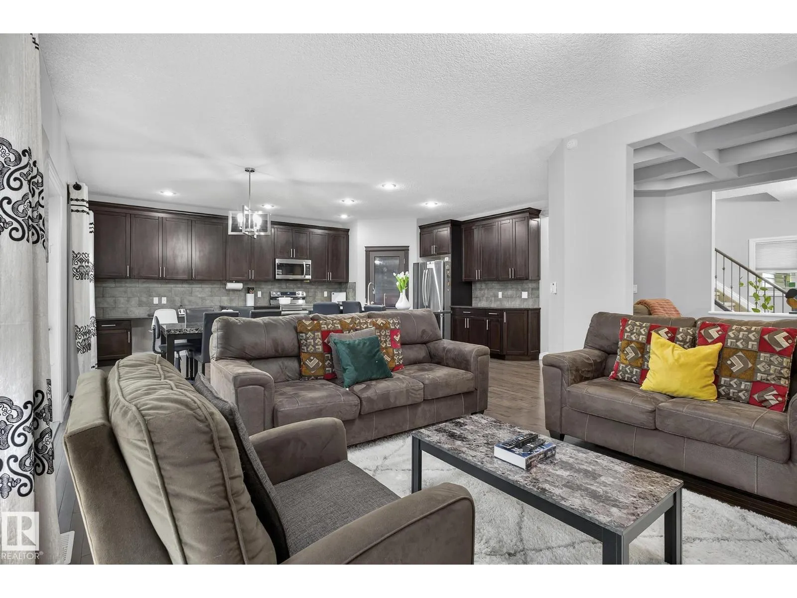 618 ADAMS WY SW