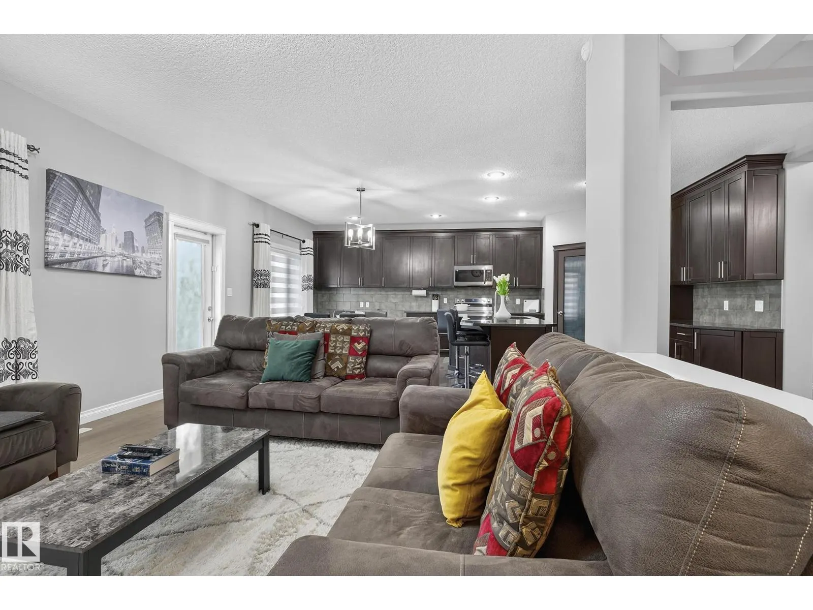 618 ADAMS WY SW