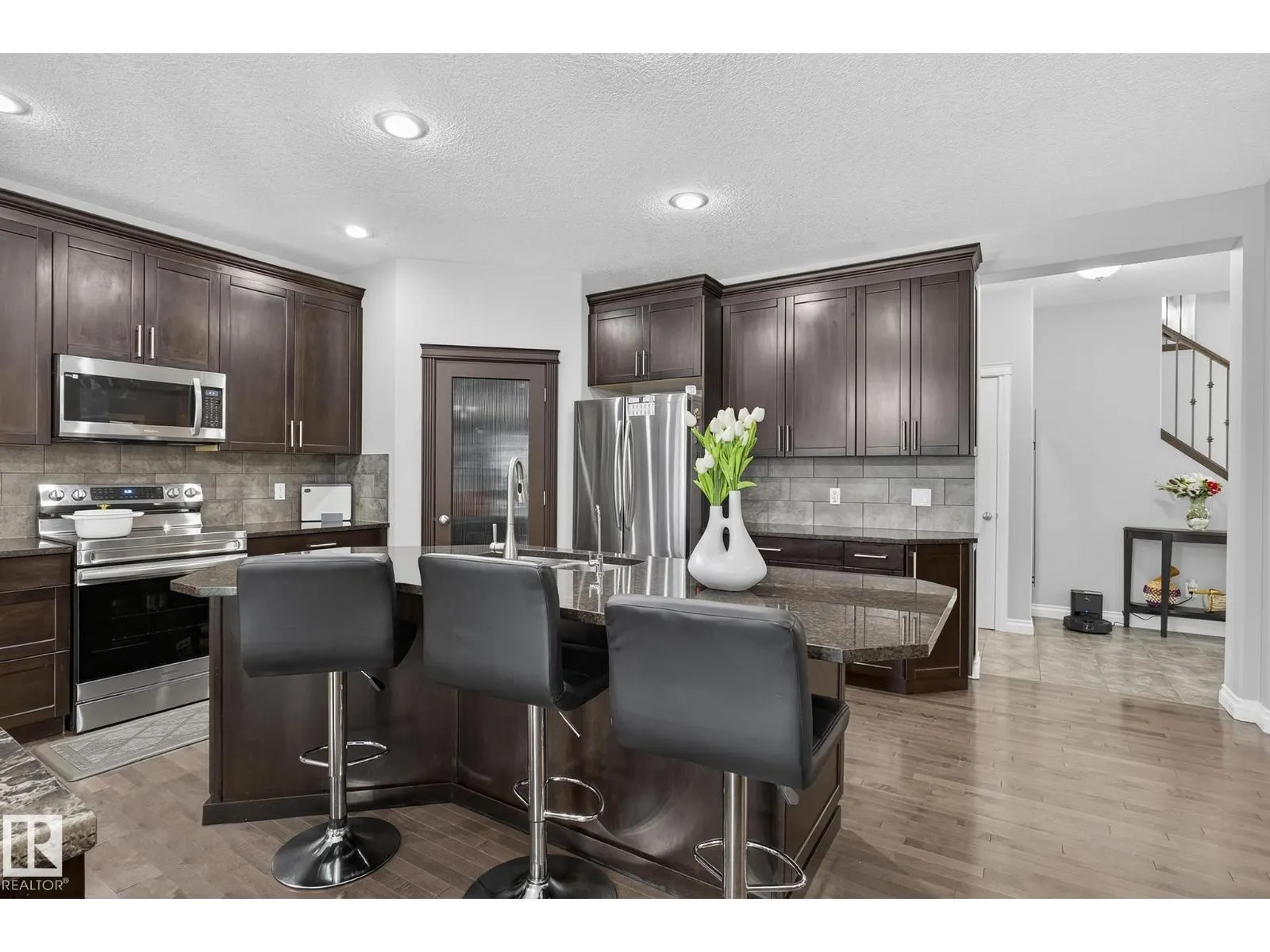 618 ADAMS WY SW