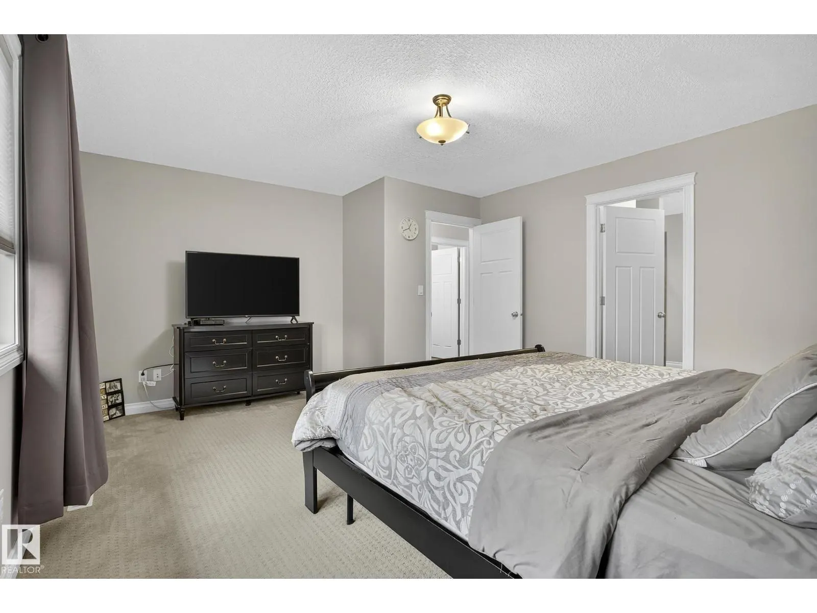 618 ADAMS WY SW