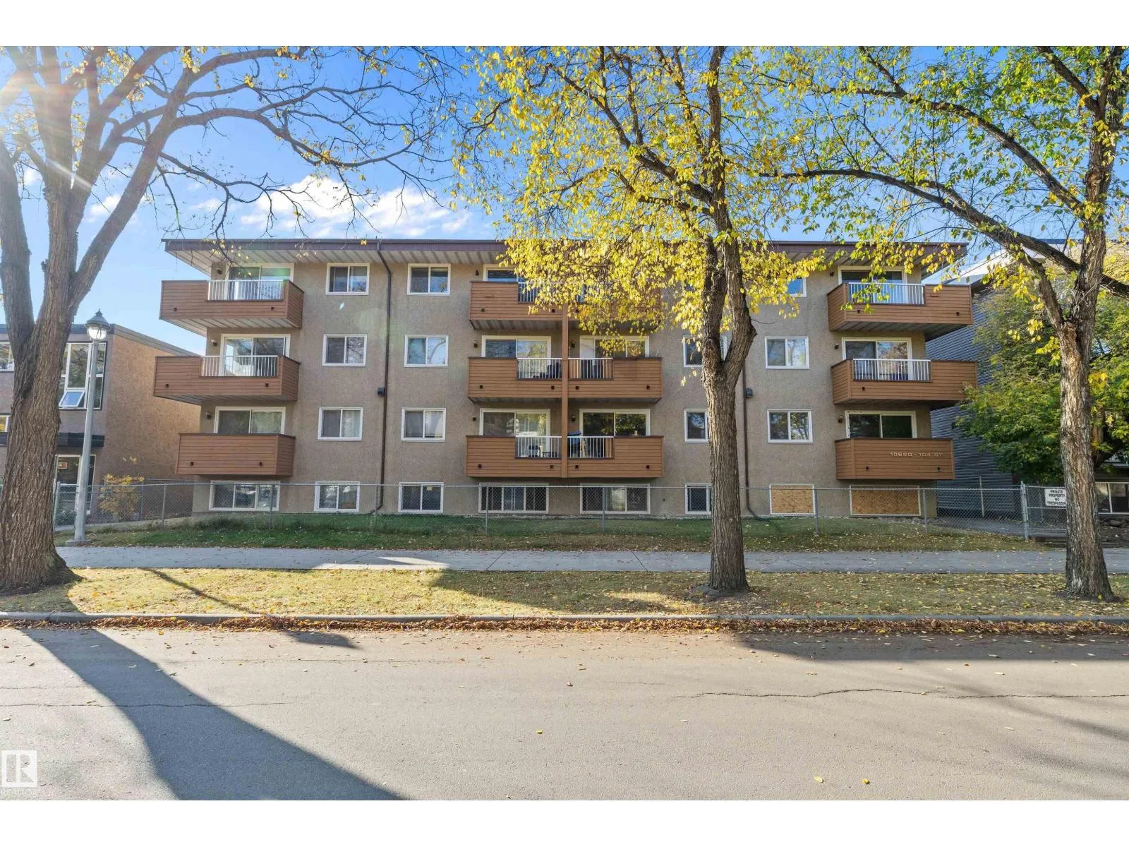 #301 10620 104 ST NW