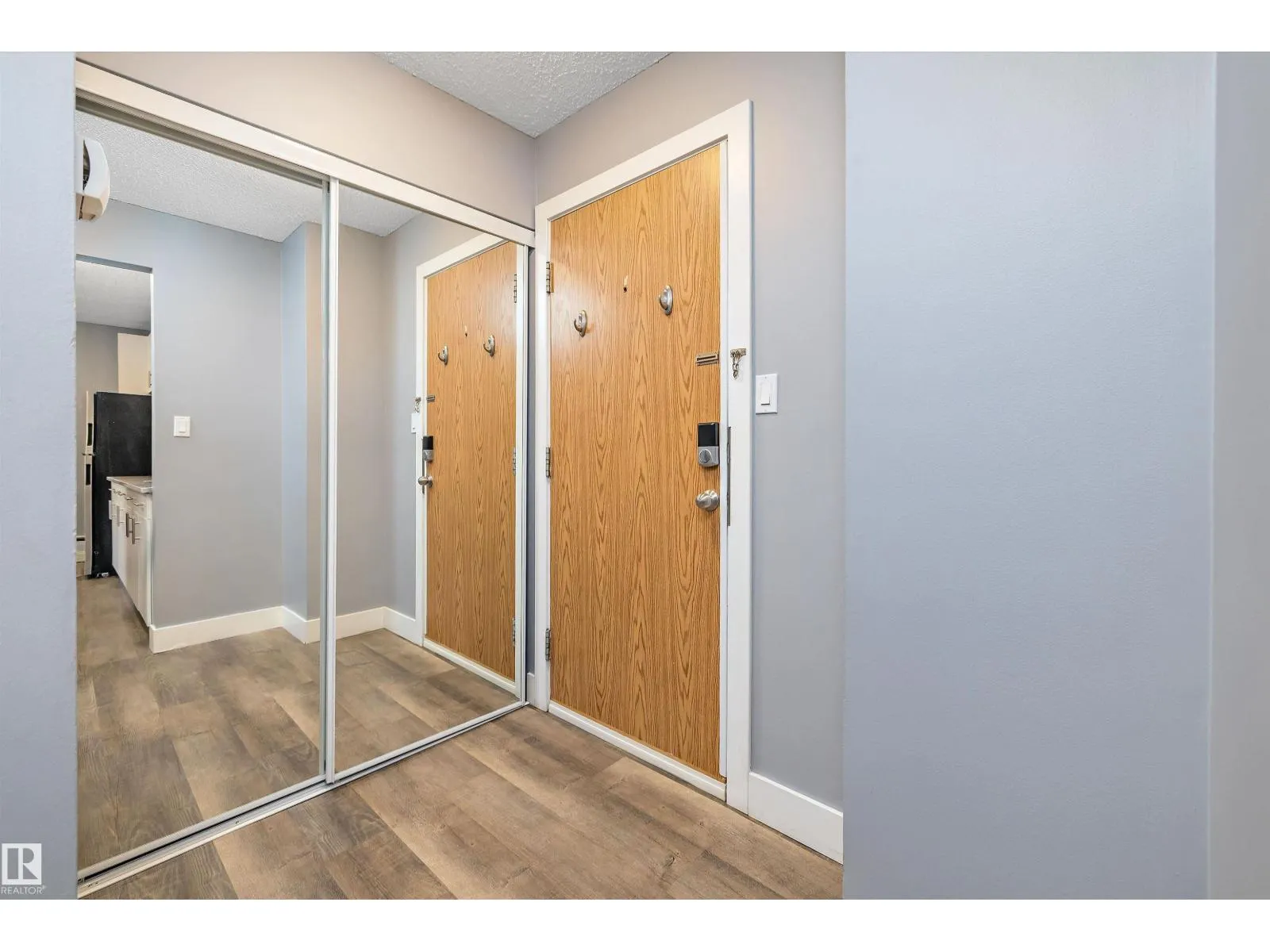 #301 10620 104 ST NW