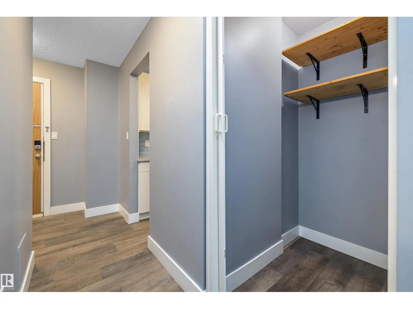 #301 10620 104 ST NW