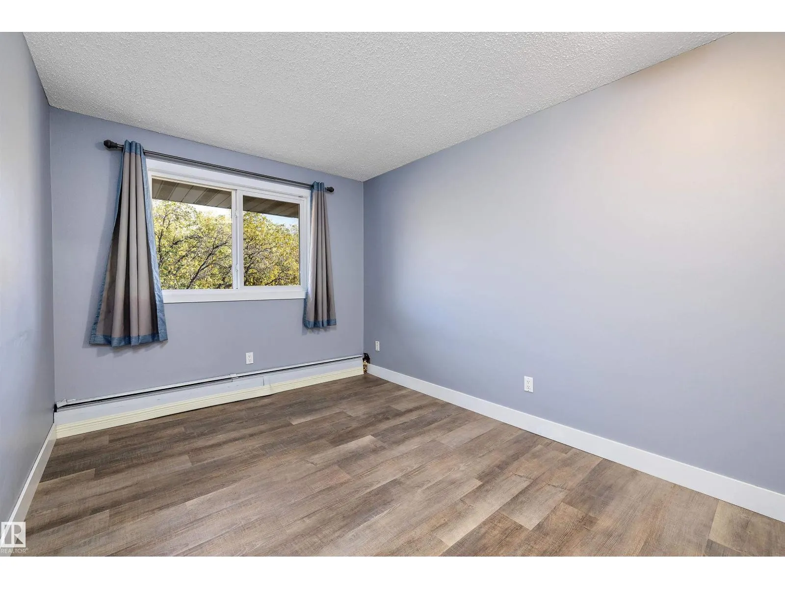 #301 10620 104 ST NW