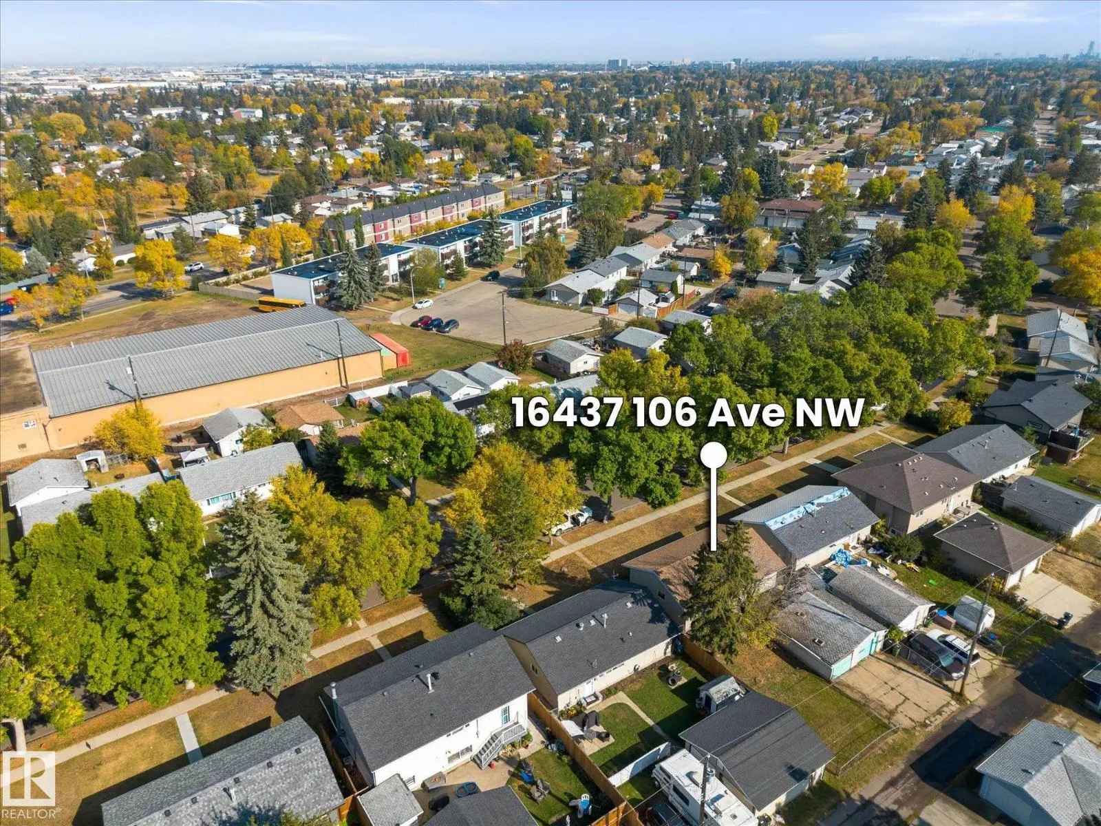16437 106 AV NW