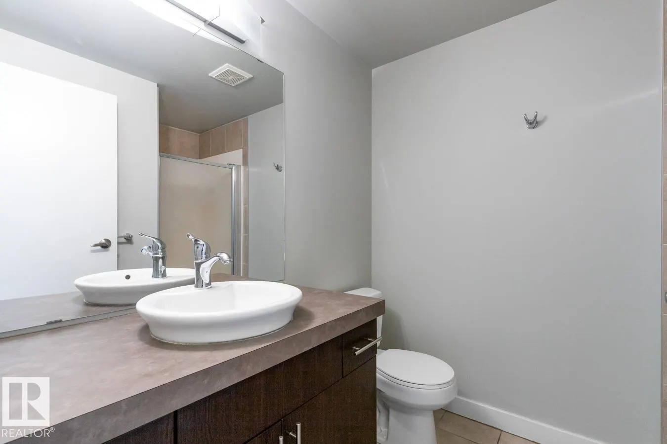 #1004 10152 104 ST NW
