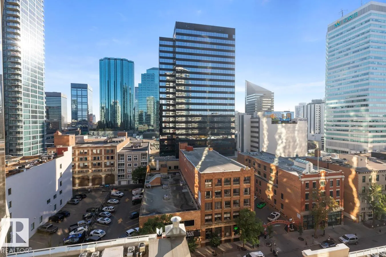 #1004 10152 104 ST NW