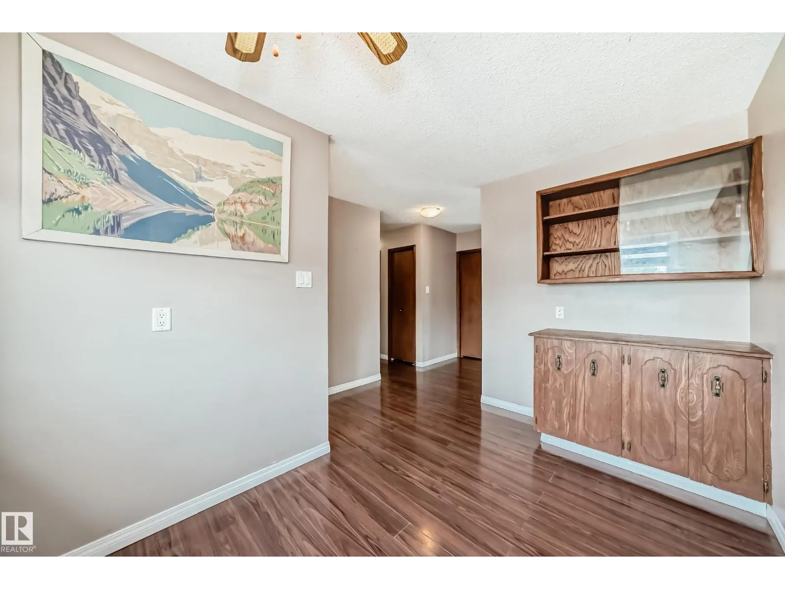 7026 11 AV NW