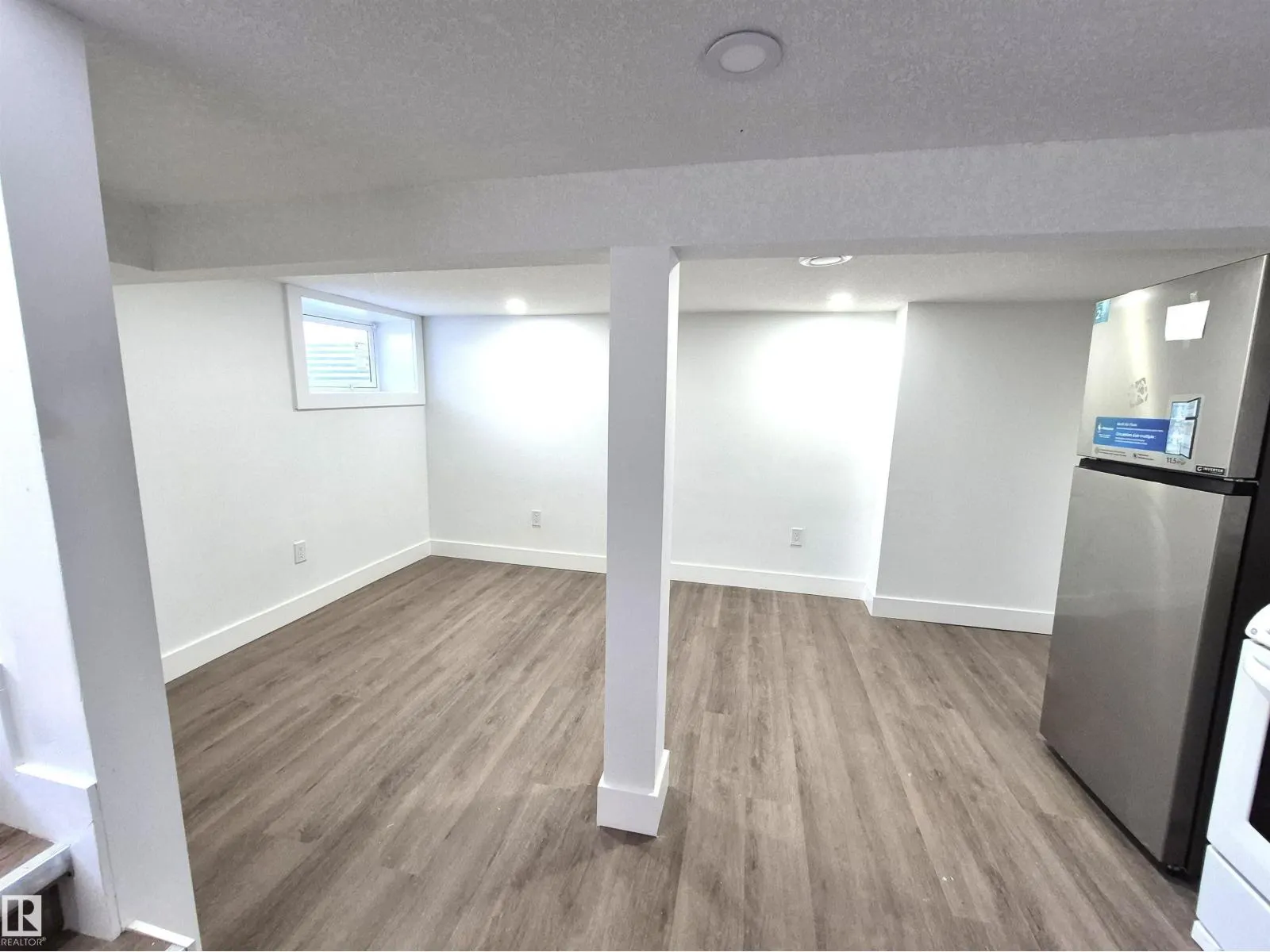 11421 83 ST NW