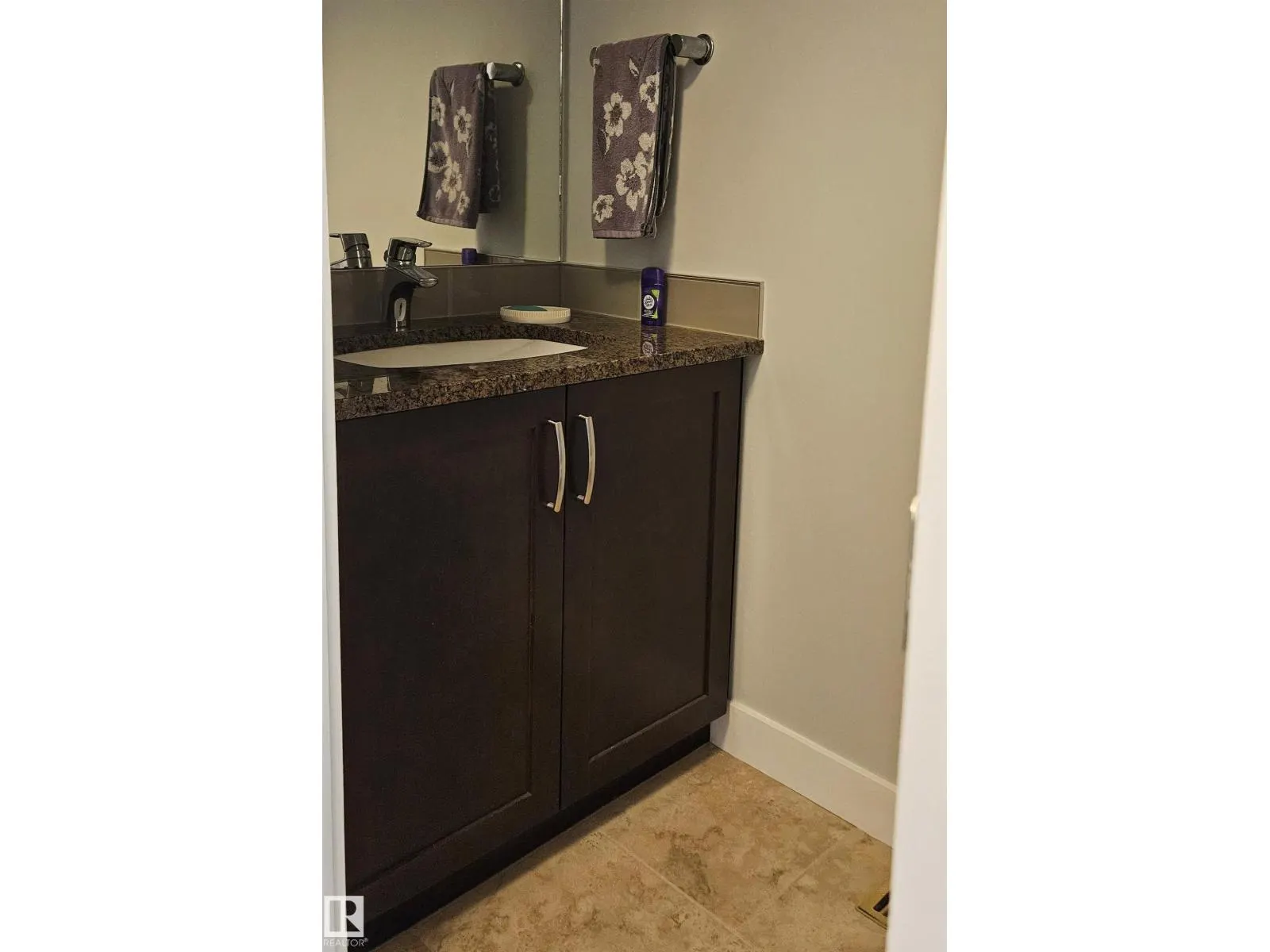 183 Santana CR