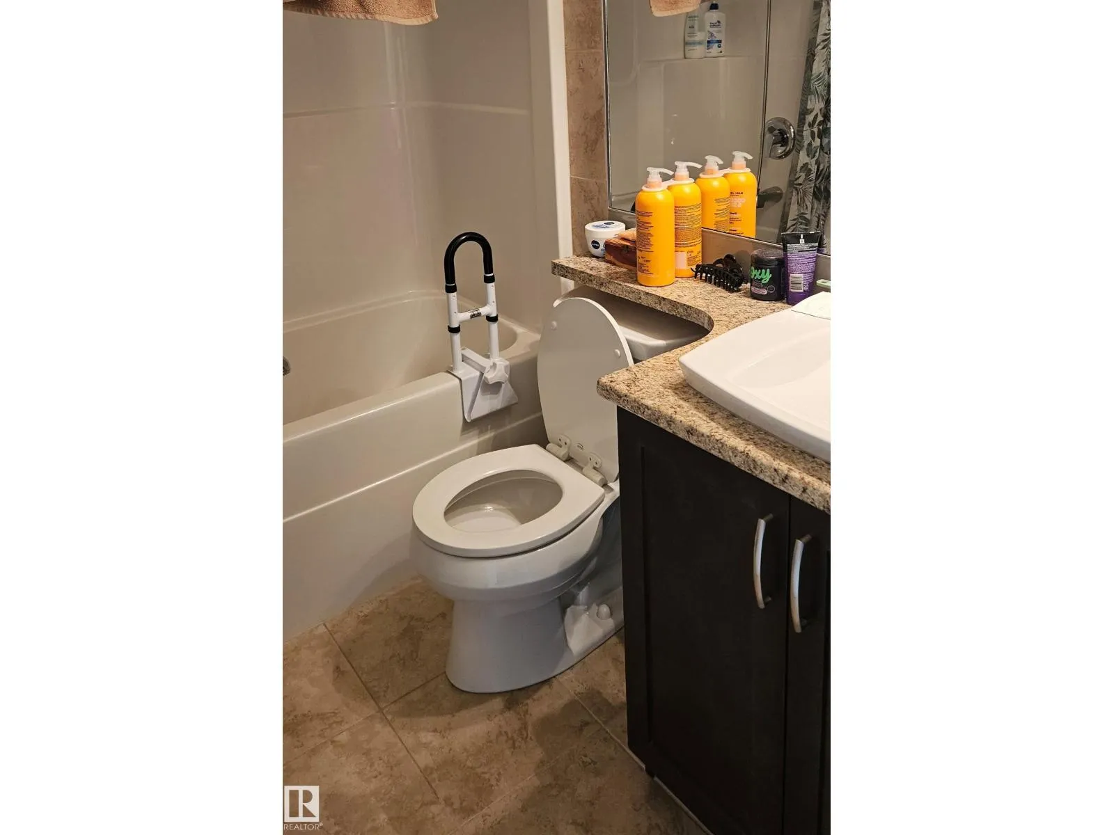 183 Santana CR