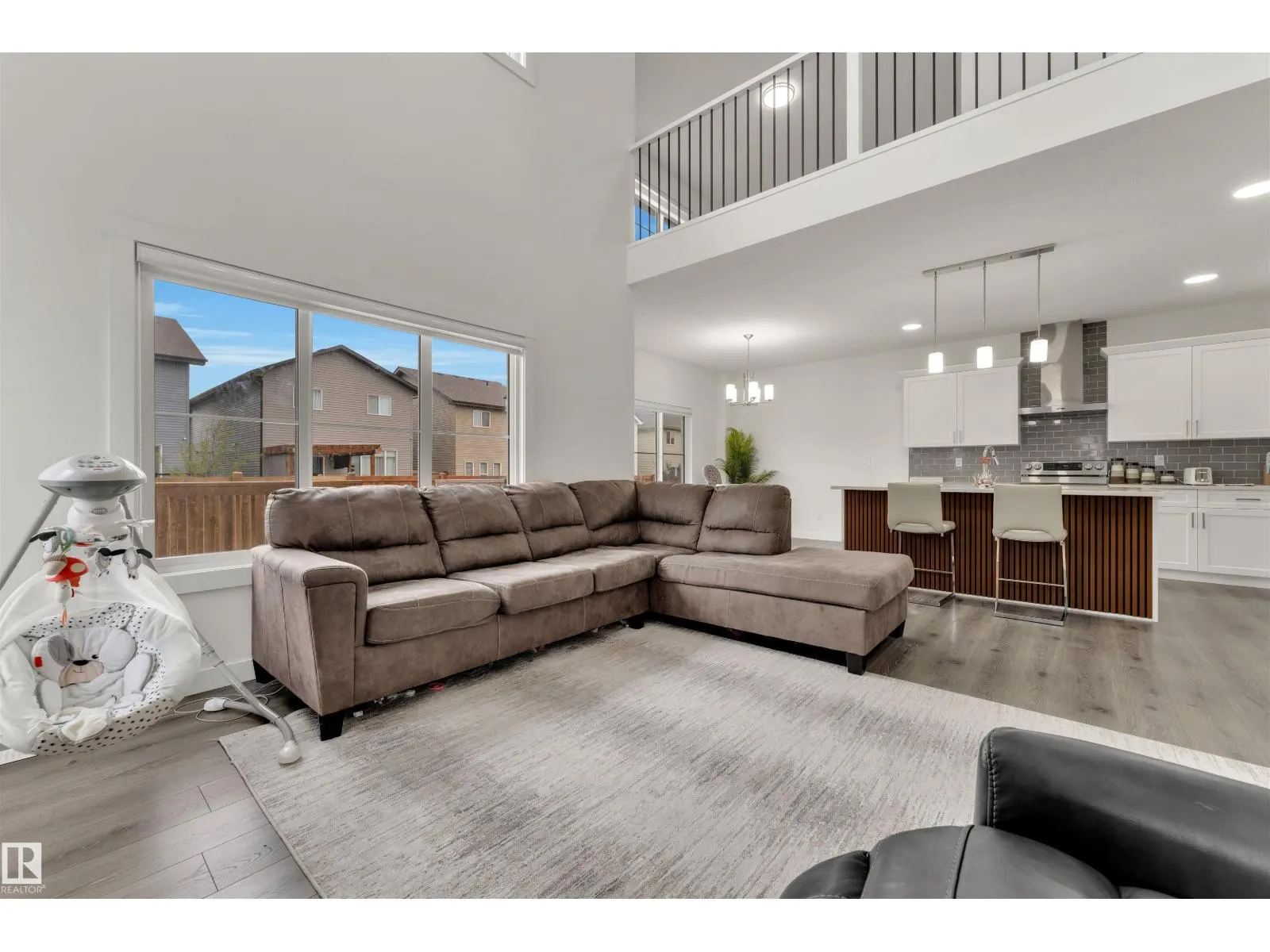 22534 98A AV NW