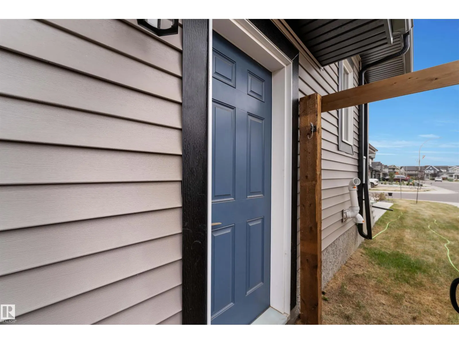 22534 98A AV NW