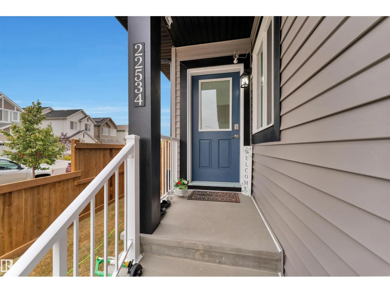 22534 98A AV NW