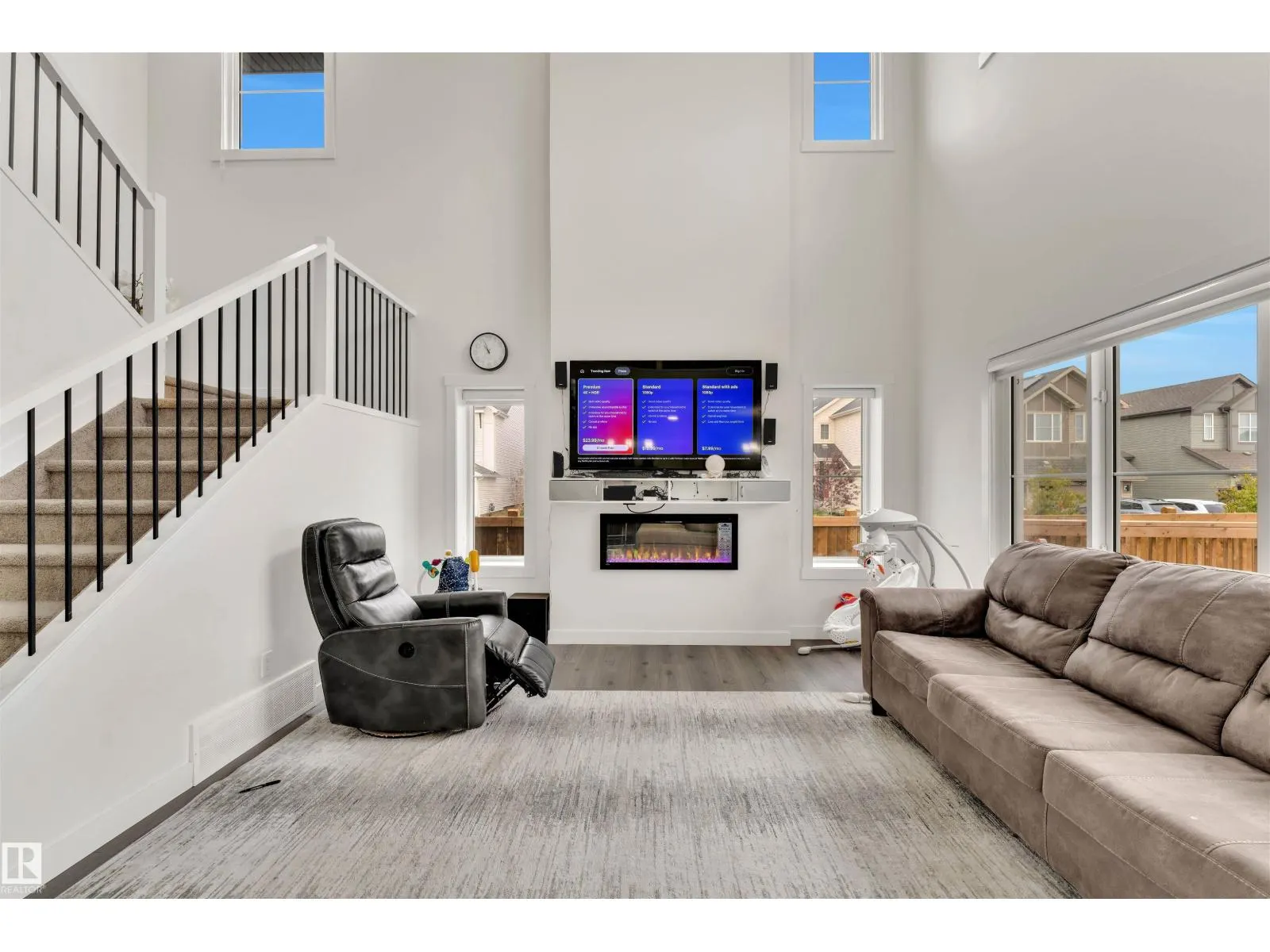 22534 98A AV NW