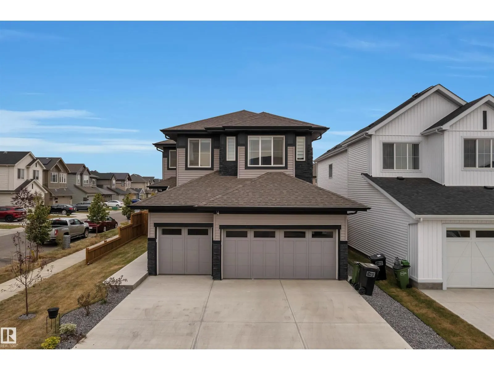 22534 98A AV NW