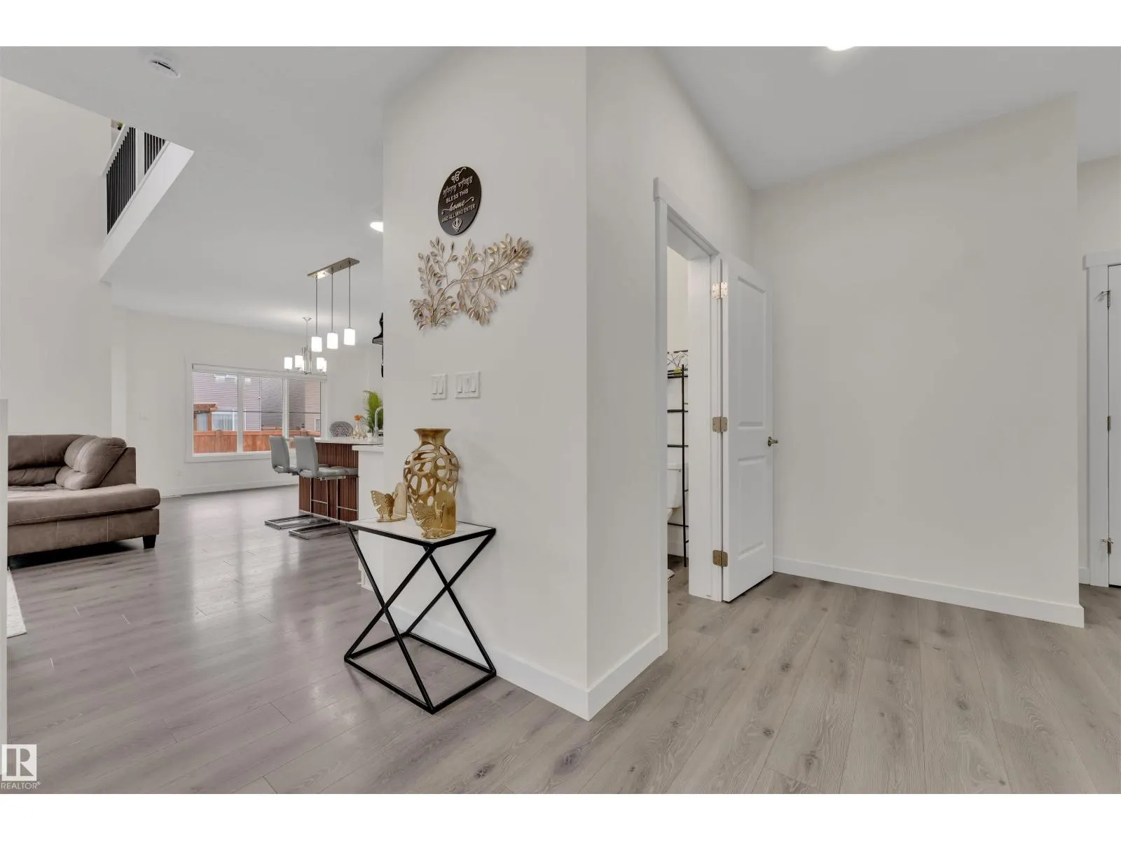 22534 98A AV NW
