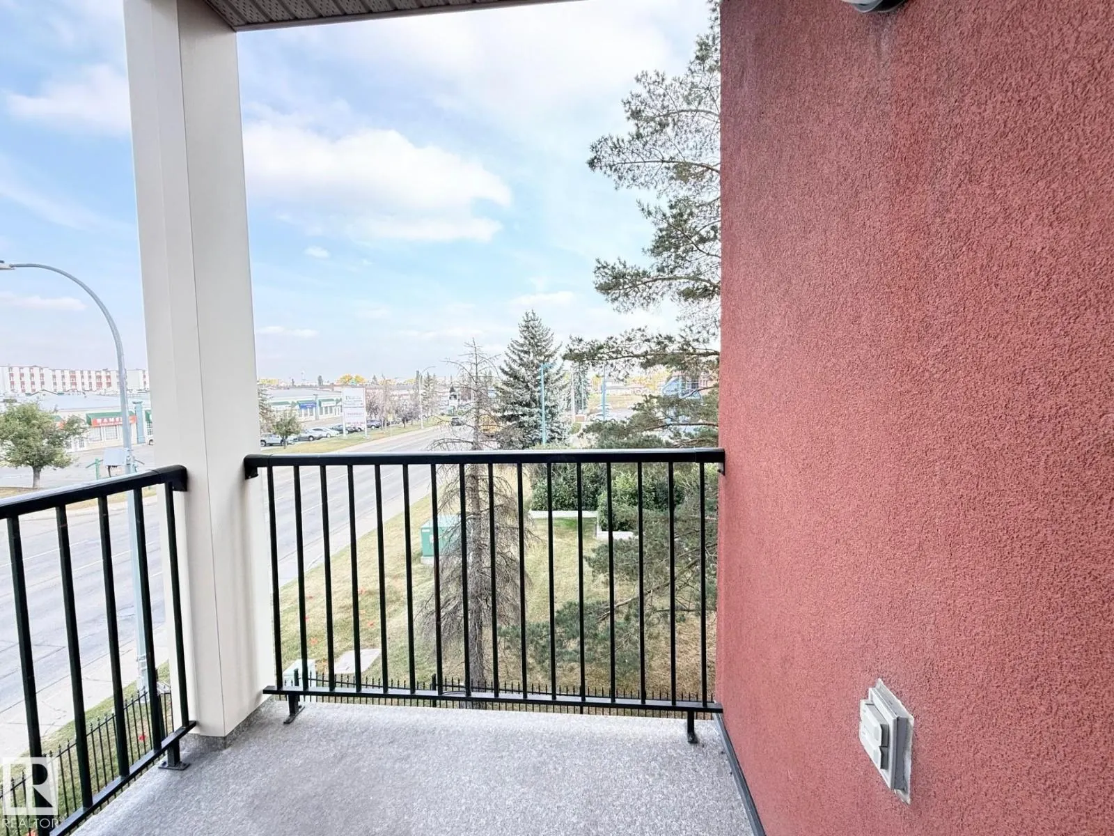 9945 167 ST NW