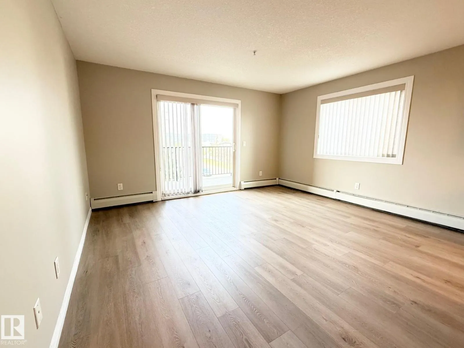 9945 167 ST NW