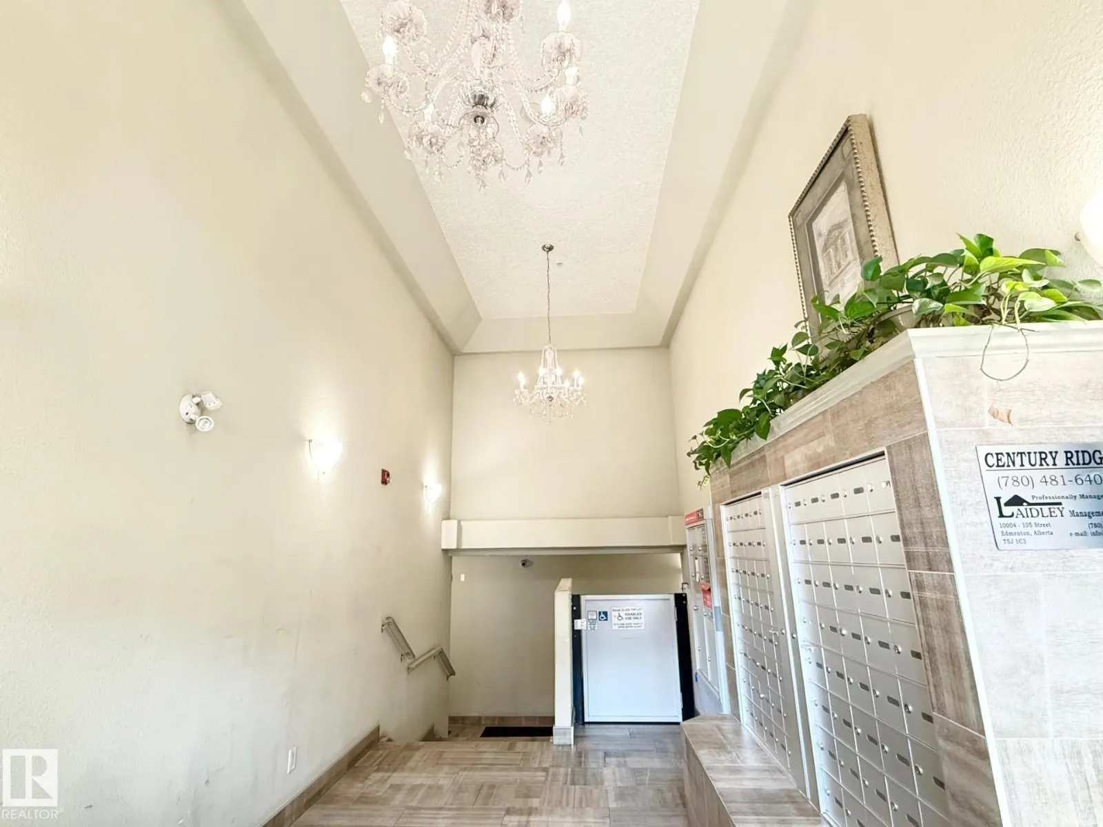 9945 167 ST NW