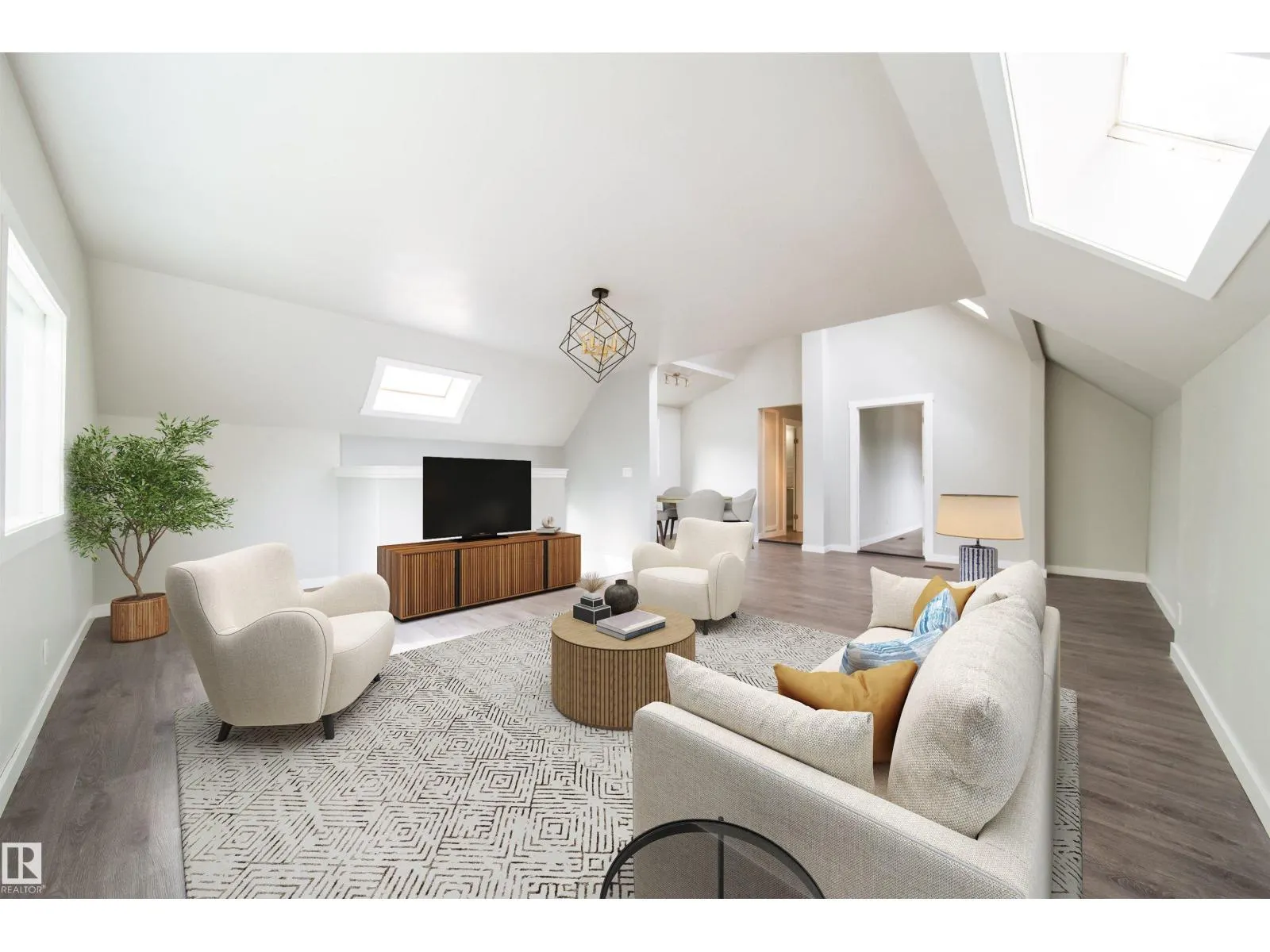 11908 77 ST NW